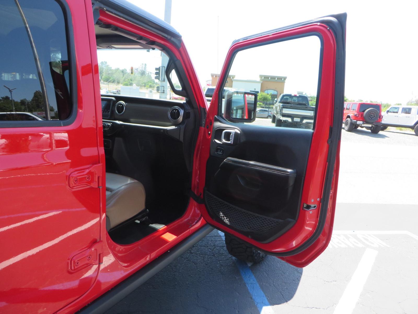 2020 Red /TAN Jeep Wrangler Unlimited Rubicon (1C4HJXFN8LW) with an 2.0L L4 DOHC 16V TURBO engine, 6A transmission, located at 2630 Grass Valley Highway, Auburn, CA, 95603, (530) 508-5100, 38.937893, -121.095482 - Featuring a brand new set of 17" Fuel Recoil wheels and 35" Toyo RT trail tires. - Photo #34