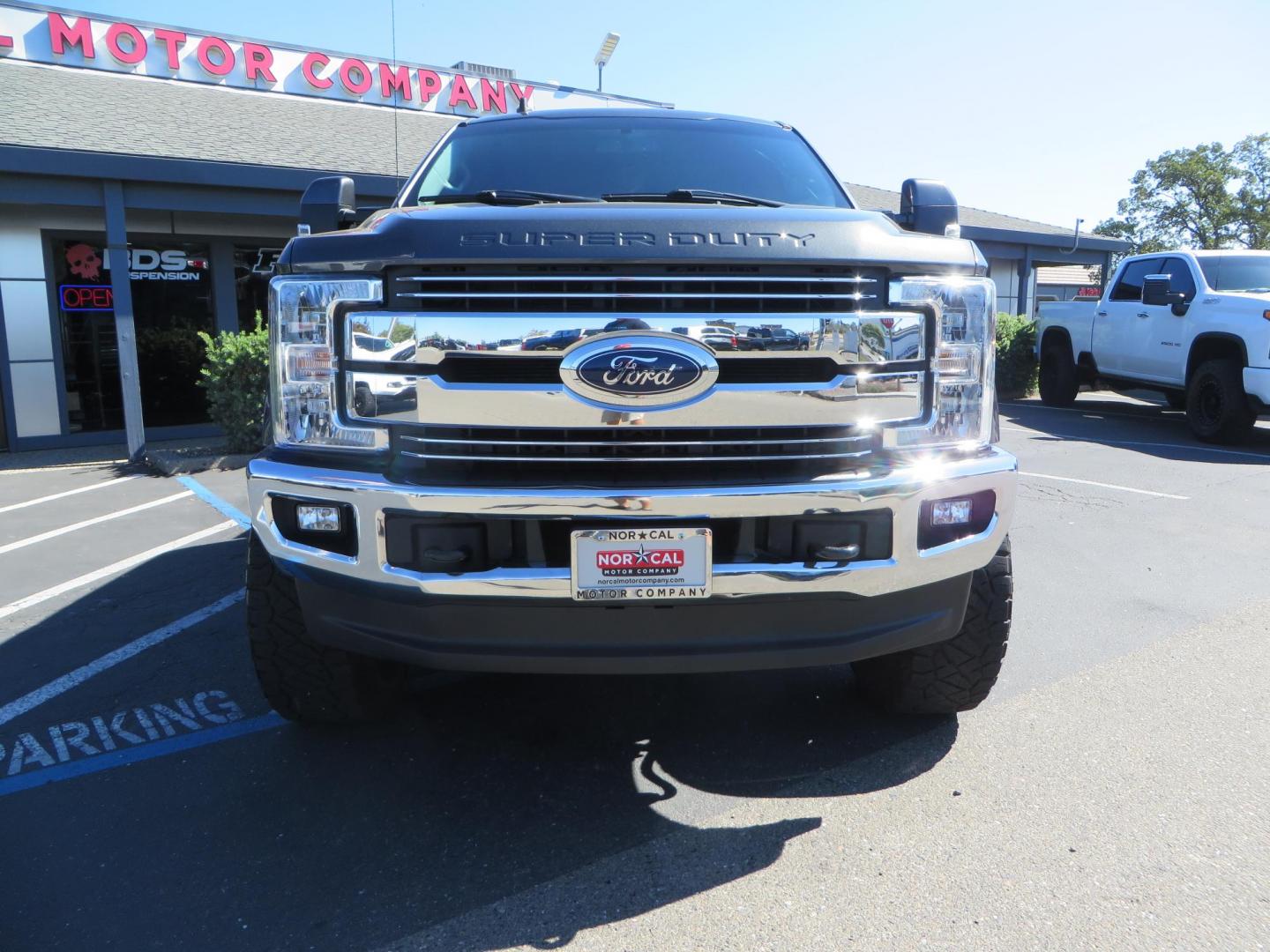 2019 Charcoal /BLACK Ford F250 Super Duty Crew Cab Lariat Crew Cab 4WD (1FT7W2BT0KE) with an V8 Turbo Diesel 6.7 Liter engine, Automatic 6-Spd w/SelectShift and TorqShift-G transmission, located at 2630 Grass Valley Highway, Auburn, CA, 95603, (530) 508-5100, 38.937893, -121.095482 - Features - BDS 4" radius arm suspension system, Fox 2.0 shocks, 37" NItto Ridge Grappler tires, 20" Method NV wheels, and window tint. - Photo#1