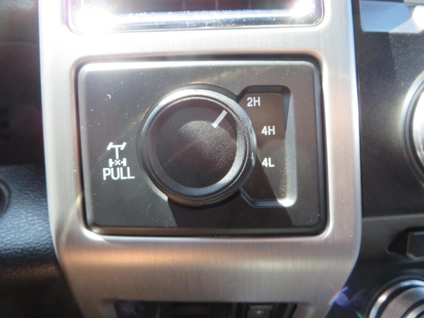 2017 Charcoal Ford F350 Super Duty Crew Cab Platinum Crew Cab Long Bed 4WD (1FT8W3BT5HE) with an V8 Turbo Diesel 6.7L engine, Auto HD 6-Spd SelShft transmission, located at 2630 Grass Valley Highway, Auburn, CA, 95603, (530) 508-5100, 38.937893, -121.095482 - Leveled Long Bed Platinum Superduty sitting on 20" Asanti wheels and Toyo AT3 tires. - Photo#33