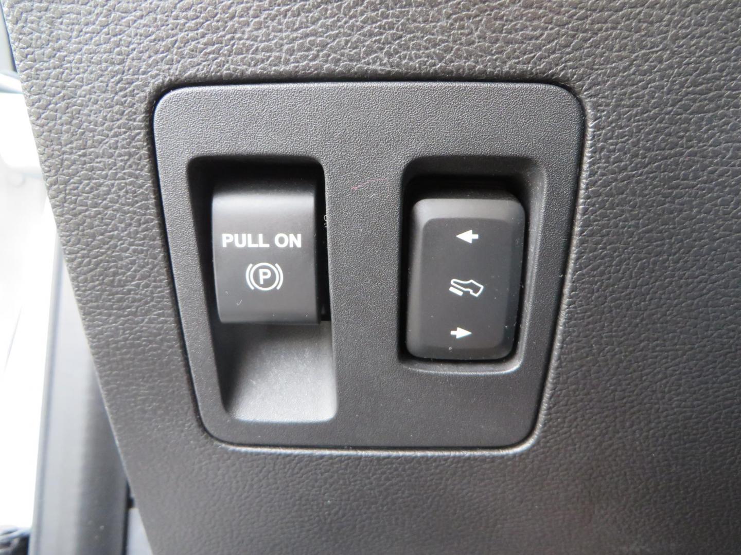 2020 White Ford F150 SuperCrew Cab Raptor Pickup 4D 5 1/2 ft (1FTFW1RG9LF) with an V6 EcoBoost High Output Twin Turbo 3.5 Liter engine, Automatic 10-Spd w/Sport Mode transmission, located at 2630 Grass Valley Highway, Auburn, CA, 95603, (530) 508-5100, 38.937893, -121.095482 - Features 17'' Fuel Rebel wheels, 37'' Goodyear Wrangler Boulder MT tires, Bakflip Tonneau cover, Lightbar behind the grille, Fog pocket led's, Cobb exhaust and cold air intake. - Photo#43