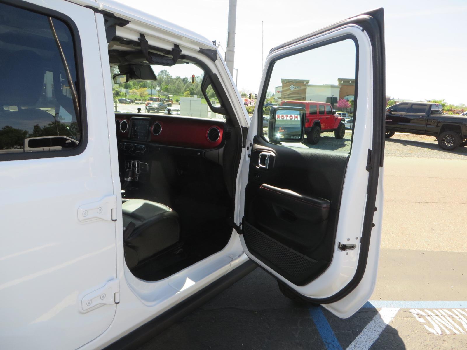 2020 White /BLACK Jeep Gladiator Rubicon (1C6JJTBG3LL) with an 3.6L V6 DOHC 24V engine, 6M transmission, located at 2630 Grass Valley Highway, Auburn, CA, 95603, (530) 508-5100, 38.937893, -121.095482 - Clean Gladiator Rubicon Featuring 17" Teraflex Nomad wheels with quick dump air valves, 37" Nitto Ridge Grappler tires, Next Venture front bumper, Warn 10-S winch, Factor 55 winch fairlead and Ultra hook. - Photo #47