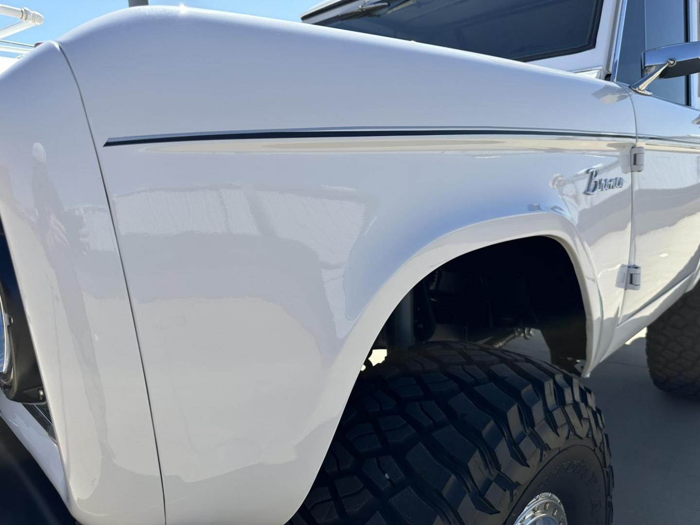 1971 White /Black / Grey Ford Bronco (U15GLK86693) with an 302 engine, np 435 4 speed transmission, located at 2630 Grass Valley Highway, Auburn, CA, 95603, (530) 508-5100, 38.937893, -121.095482 - 1971 FORD BRONCO BUILD CALIFORNIA BRONCO HARD TOP AND NO RUST REBUILT 302 WITH PERFORMANCE CAM, EDELBROCK MANIFOLD, HOLLEY AVENGER 650 CARB & MSD IGNITION NP 435 4 SPEED WITH WILD HORSE BILLET SHIFT EXTENDER DANA 20 WITH WILD HORSE TWIN STICK TRANSFER CASE NEW PAINLESS WIRING HARNESS RHINO LIN - Photo#42