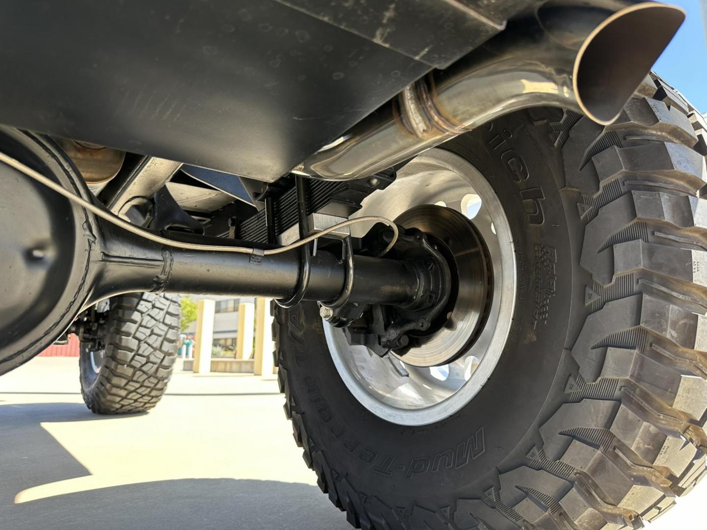 1971 White /Black / Grey Ford Bronco (U15GLK86693) with an 302 engine, np 435 4 speed transmission, located at 2630 Grass Valley Highway, Auburn, CA, 95603, (530) 508-5100, 38.937893, -121.095482 - 1971 FORD BRONCO BUILD CALIFORNIA BRONCO HARD TOP AND NO RUST REBUILT 302 WITH PERFORMANCE CAM, EDELBROCK MANIFOLD, HOLLEY AVENGER 650 CARB & MSD IGNITION NP 435 4 SPEED WITH WILD HORSE BILLET SHIFT EXTENDER DANA 20 WITH WILD HORSE TWIN STICK TRANSFER CASE NEW PAINLESS WIRING HARNESS RHINO LIN - Photo#72