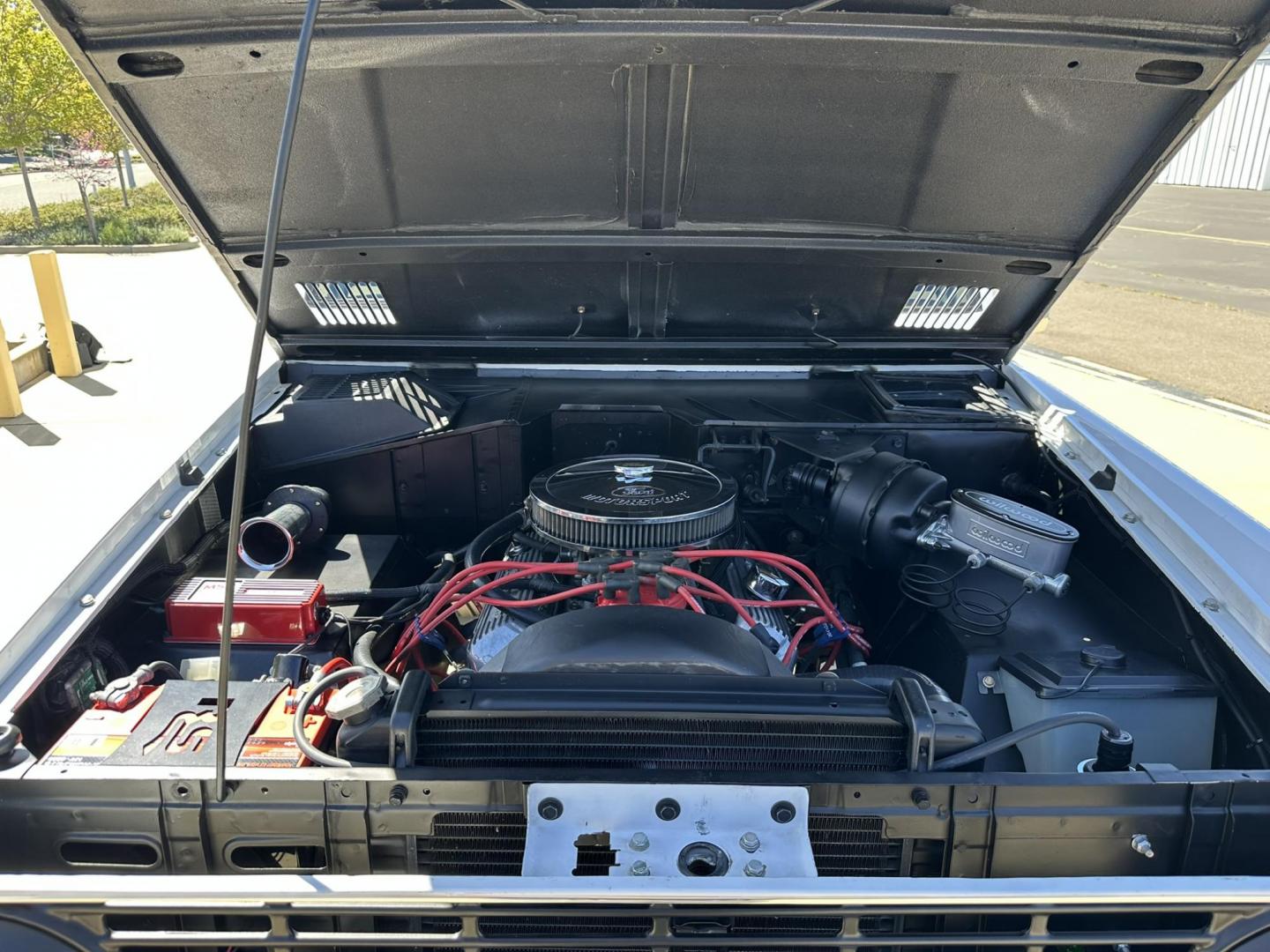 1971 White /Black / Grey Ford Bronco (U15GLK86693) with an 302 engine, np 435 4 speed transmission, located at 2630 Grass Valley Highway, Auburn, CA, 95603, (530) 508-5100, 38.937893, -121.095482 - 1971 FORD BRONCO BUILD CALIFORNIA BRONCO HARD TOP AND NO RUST REBUILT 302 WITH PERFORMANCE CAM, EDELBROCK MANIFOLD, HOLLEY AVENGER 650 CARB & MSD IGNITION NP 435 4 SPEED WITH WILD HORSE BILLET SHIFT EXTENDER DANA 20 WITH WILD HORSE TWIN STICK TRANSFER CASE NEW PAINLESS WIRING HARNESS RHINO LIN - Photo#79