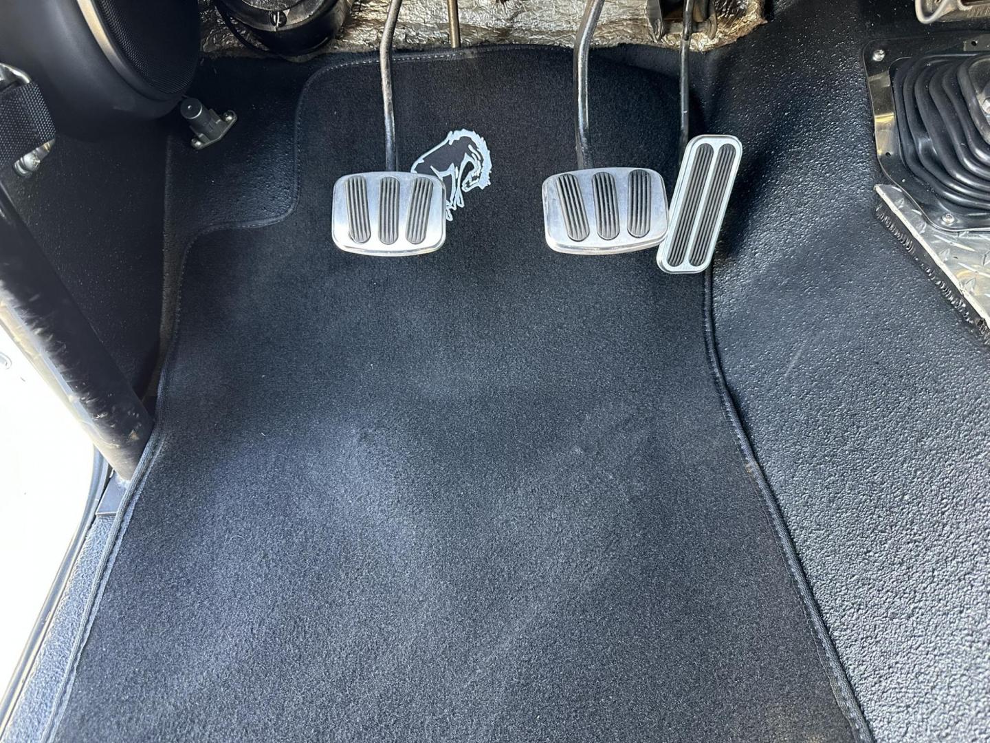 1971 White /Black / Grey Ford Bronco (U15GLK86693) with an 302 engine, np 435 4 speed transmission, located at 2630 Grass Valley Highway, Auburn, CA, 95603, (530) 508-5100, 38.937893, -121.095482 - 1971 FORD BRONCO BUILD CALIFORNIA BRONCO HARD TOP AND NO RUST REBUILT 302 WITH PERFORMANCE CAM, EDELBROCK MANIFOLD, HOLLEY AVENGER 650 CARB & MSD IGNITION NP 435 4 SPEED WITH WILD HORSE BILLET SHIFT EXTENDER DANA 20 WITH WILD HORSE TWIN STICK TRANSFER CASE NEW PAINLESS WIRING HARNESS RHINO LIN - Photo#92