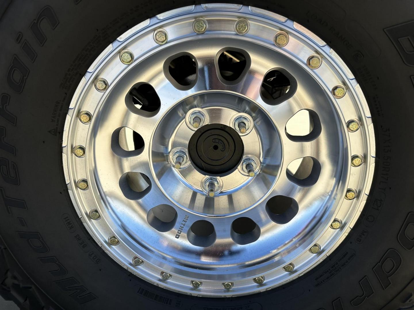 1971 White /Black / Grey Ford Bronco (U15GLK86693) with an 302 engine, np 435 4 speed transmission, located at 2630 Grass Valley Highway, Auburn, CA, 95603, (530) 508-5100, 38.937893, -121.095482 - 1971 FORD BRONCO BUILD CALIFORNIA BRONCO HARD TOP AND NO RUST REBUILT 302 WITH PERFORMANCE CAM, EDELBROCK MANIFOLD, HOLLEY AVENGER 650 CARB & MSD IGNITION NP 435 4 SPEED WITH WILD HORSE BILLET SHIFT EXTENDER DANA 20 WITH WILD HORSE TWIN STICK TRANSFER CASE NEW PAINLESS WIRING HARNESS RHINO LIN - Photo#107