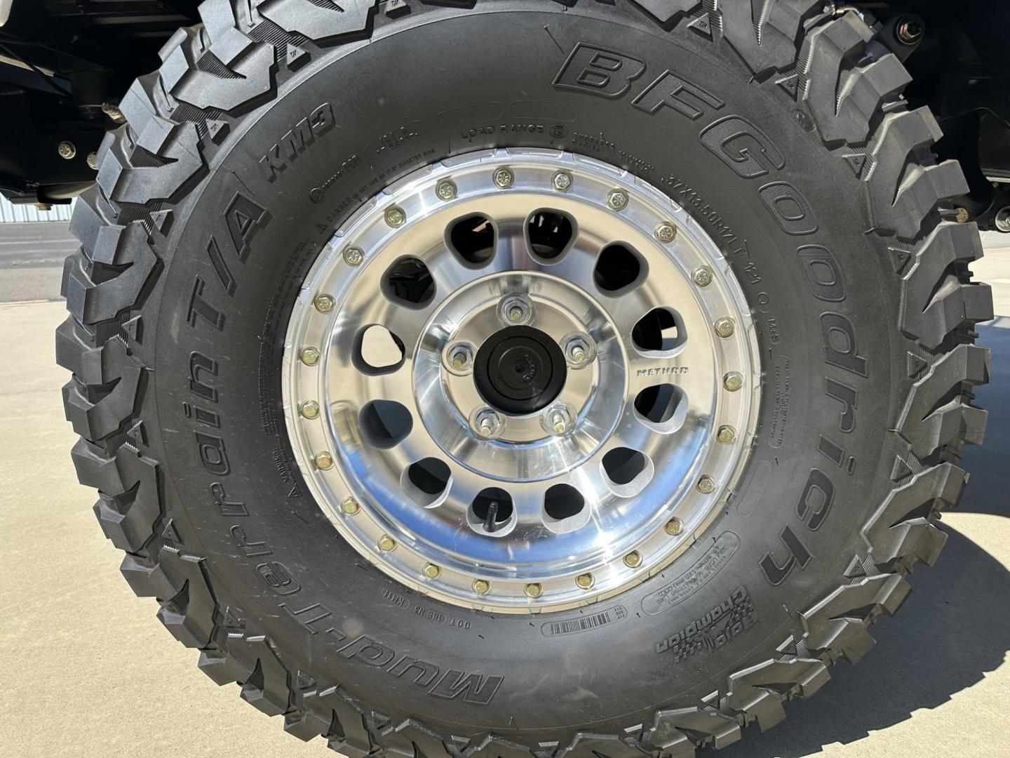 1971 White /Black / Grey Ford Bronco (U15GLK86693) with an 302 engine, np 435 4 speed transmission, located at 2630 Grass Valley Highway, Auburn, CA, 95603, (530) 508-5100, 38.937893, -121.095482 - 1971 FORD BRONCO BUILD CALIFORNIA BRONCO HARD TOP AND NO RUST REBUILT 302 WITH PERFORMANCE CAM, EDELBROCK MANIFOLD, HOLLEY AVENGER 650 CARB & MSD IGNITION NP 435 4 SPEED WITH WILD HORSE BILLET SHIFT EXTENDER DANA 20 WITH WILD HORSE TWIN STICK TRANSFER CASE NEW PAINLESS WIRING HARNESS RHINO LIN - Photo#108
