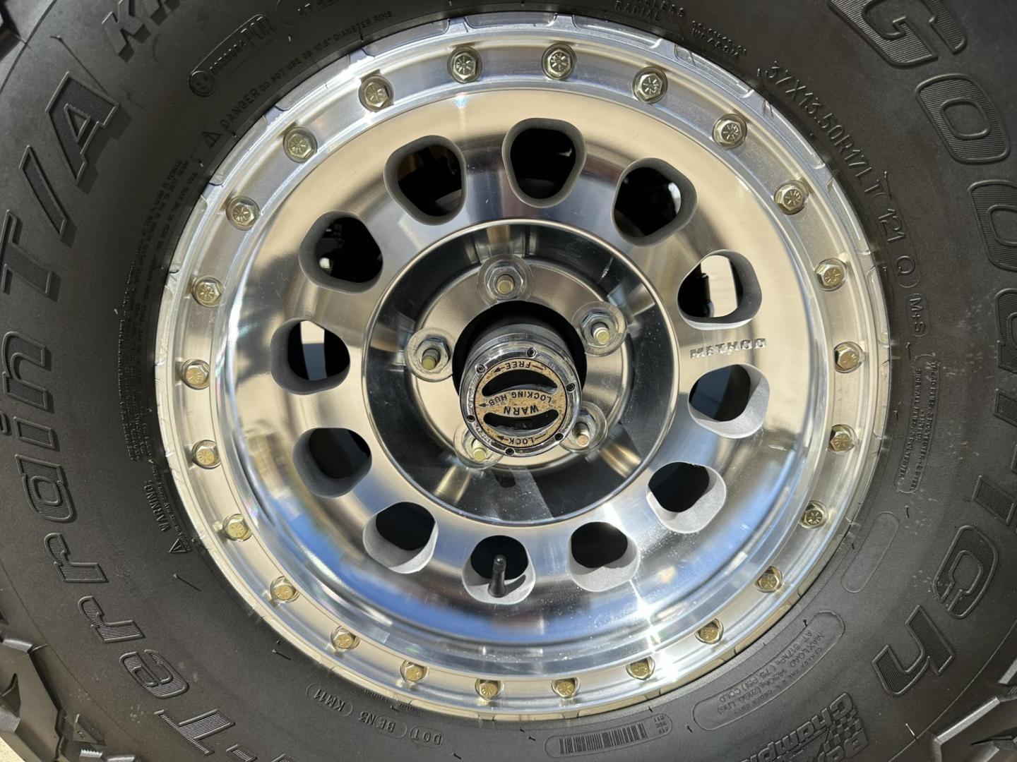 1971 White /Black / Grey Ford Bronco (U15GLK86693) with an 302 engine, np 435 4 speed transmission, located at 2630 Grass Valley Highway, Auburn, CA, 95603, (530) 508-5100, 38.937893, -121.095482 - 1971 FORD BRONCO BUILD CALIFORNIA BRONCO HARD TOP AND NO RUST REBUILT 302 WITH PERFORMANCE CAM, EDELBROCK MANIFOLD, HOLLEY AVENGER 650 CARB & MSD IGNITION NP 435 4 SPEED WITH WILD HORSE BILLET SHIFT EXTENDER DANA 20 WITH WILD HORSE TWIN STICK TRANSFER CASE NEW PAINLESS WIRING HARNESS RHINO LIN - Photo#111