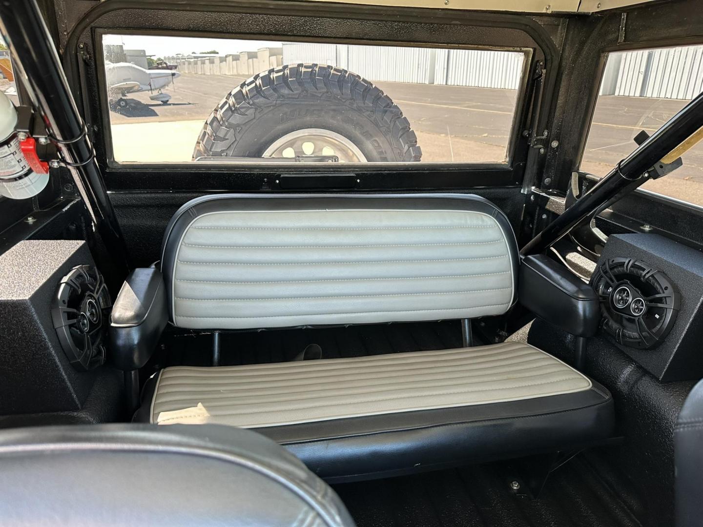 1971 White /Black / Grey Ford Bronco (U15GLK86693) with an 302 engine, np 435 4 speed transmission, located at 2630 Grass Valley Highway, Auburn, CA, 95603, (530) 508-5100, 38.937893, -121.095482 - 1971 FORD BRONCO BUILD CALIFORNIA BRONCO HARD TOP AND NO RUST REBUILT 302 WITH PERFORMANCE CAM, EDELBROCK MANIFOLD, HOLLEY AVENGER 650 CARB & MSD IGNITION NP 435 4 SPEED WITH WILD HORSE BILLET SHIFT EXTENDER DANA 20 WITH WILD HORSE TWIN STICK TRANSFER CASE NEW PAINLESS WIRING HARNESS RHINO LIN - Photo#120