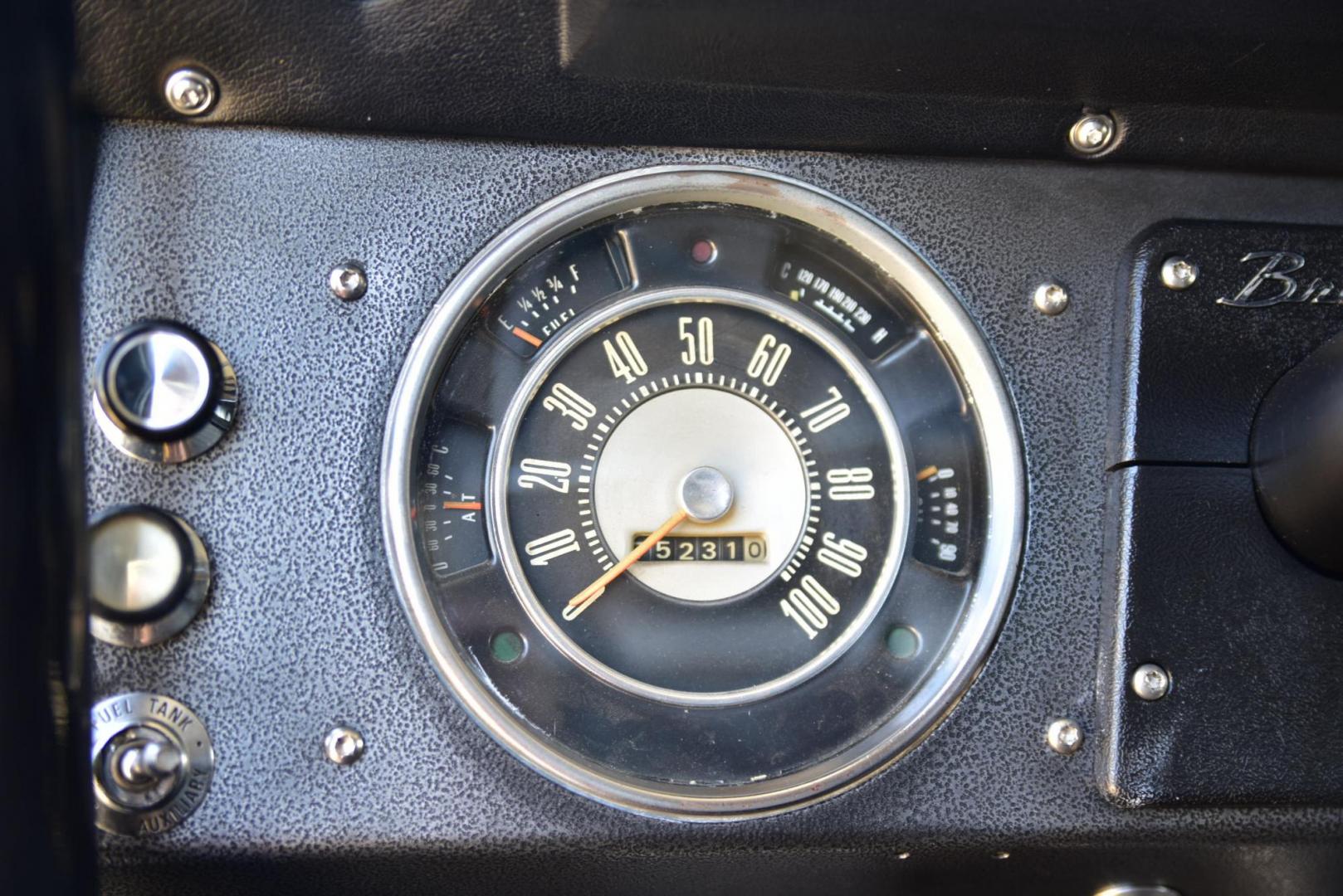 1971 White /Black / Grey Ford Bronco (U15GLK86693) with an 302 engine, np 435 4 speed transmission, located at 2630 Grass Valley Highway, Auburn, CA, 95603, (530) 508-5100, 38.937893, -121.095482 - 1971 FORD BRONCO BUILD CALIFORNIA BRONCO HARD TOP AND NO RUST REBUILT 302 WITH PERFORMANCE CAM, EDELBROCK MANIFOLD, HOLLEY AVENGER 650 CARB & MSD IGNITION NP 435 4 SPEED WITH WILD HORSE BILLET SHIFT EXTENDER DANA 20 WITH WILD HORSE TWIN STICK TRANSFER CASE NEW PAINLESS WIRING HARNESS RHINO LIN - Photo#274