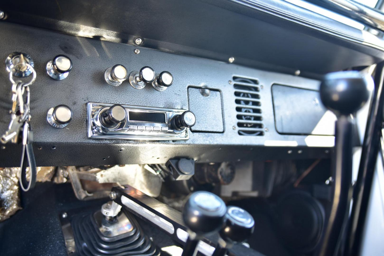 1971 White /Black / Grey Ford Bronco (U15GLK86693) with an 302 engine, np 435 4 speed transmission, located at 2630 Grass Valley Highway, Auburn, CA, 95603, (530) 508-5100, 38.937893, -121.095482 - 1971 FORD BRONCO BUILD CALIFORNIA BRONCO HARD TOP AND NO RUST REBUILT 302 WITH PERFORMANCE CAM, EDELBROCK MANIFOLD, HOLLEY AVENGER 650 CARB & MSD IGNITION NP 435 4 SPEED WITH WILD HORSE BILLET SHIFT EXTENDER DANA 20 WITH WILD HORSE TWIN STICK TRANSFER CASE NEW PAINLESS WIRING HARNESS RHINO LIN - Photo#275