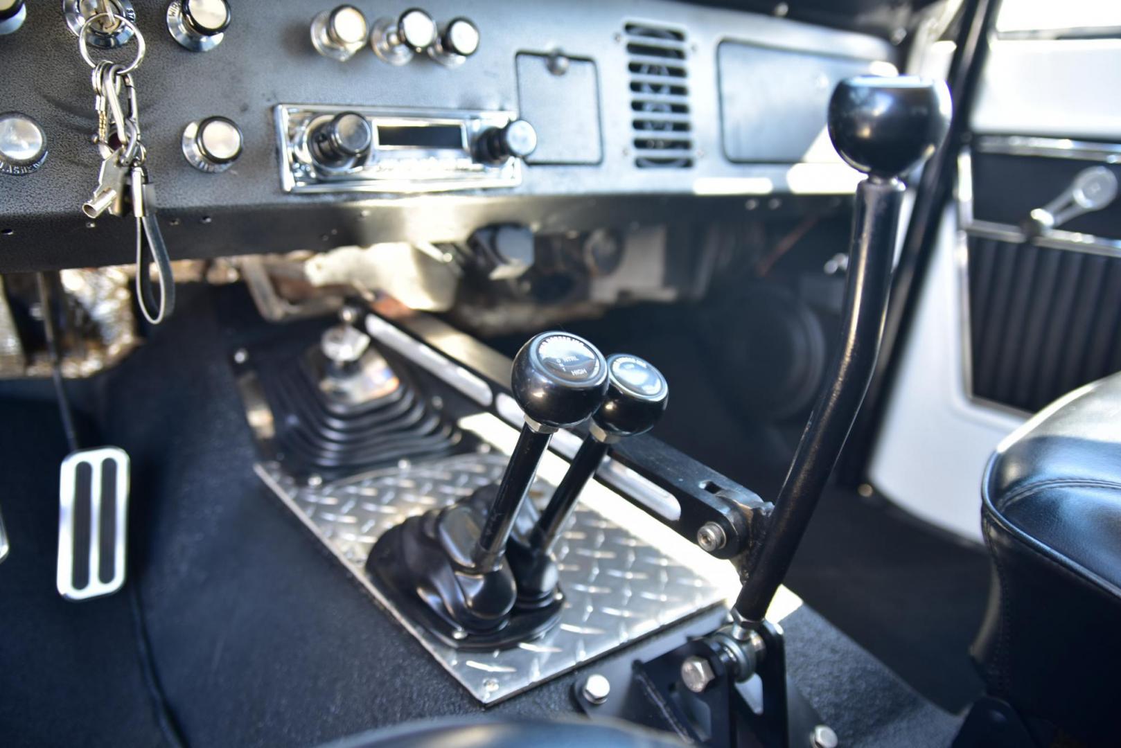 1971 White /Black / Grey Ford Bronco (U15GLK86693) with an 302 engine, np 435 4 speed transmission, located at 2630 Grass Valley Highway, Auburn, CA, 95603, (530) 508-5100, 38.937893, -121.095482 - 1971 FORD BRONCO BUILD CALIFORNIA BRONCO HARD TOP AND NO RUST REBUILT 302 WITH PERFORMANCE CAM, EDELBROCK MANIFOLD, HOLLEY AVENGER 650 CARB & MSD IGNITION NP 435 4 SPEED WITH WILD HORSE BILLET SHIFT EXTENDER DANA 20 WITH WILD HORSE TWIN STICK TRANSFER CASE NEW PAINLESS WIRING HARNESS RHINO LIN - Photo#276