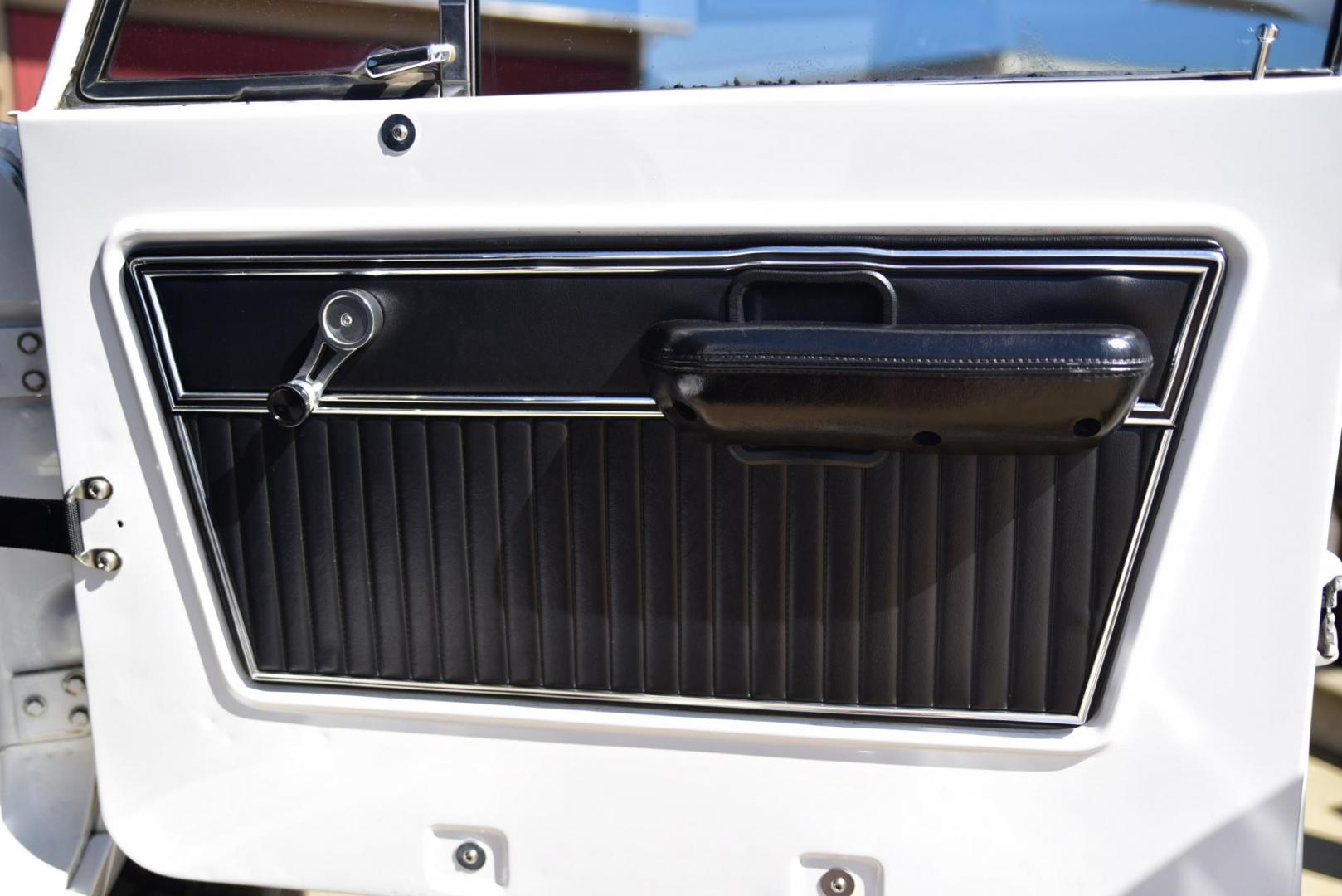 1971 White /Black / Grey Ford Bronco (U15GLK86693) with an 302 engine, np 435 4 speed transmission, located at 2630 Grass Valley Highway, Auburn, CA, 95603, (530) 508-5100, 38.937893, -121.095482 - 1971 FORD BRONCO BUILD CALIFORNIA BRONCO HARD TOP AND NO RUST REBUILT 302 WITH PERFORMANCE CAM, EDELBROCK MANIFOLD, HOLLEY AVENGER 650 CARB & MSD IGNITION NP 435 4 SPEED WITH WILD HORSE BILLET SHIFT EXTENDER DANA 20 WITH WILD HORSE TWIN STICK TRANSFER CASE NEW PAINLESS WIRING HARNESS RHINO LIN - Photo#281