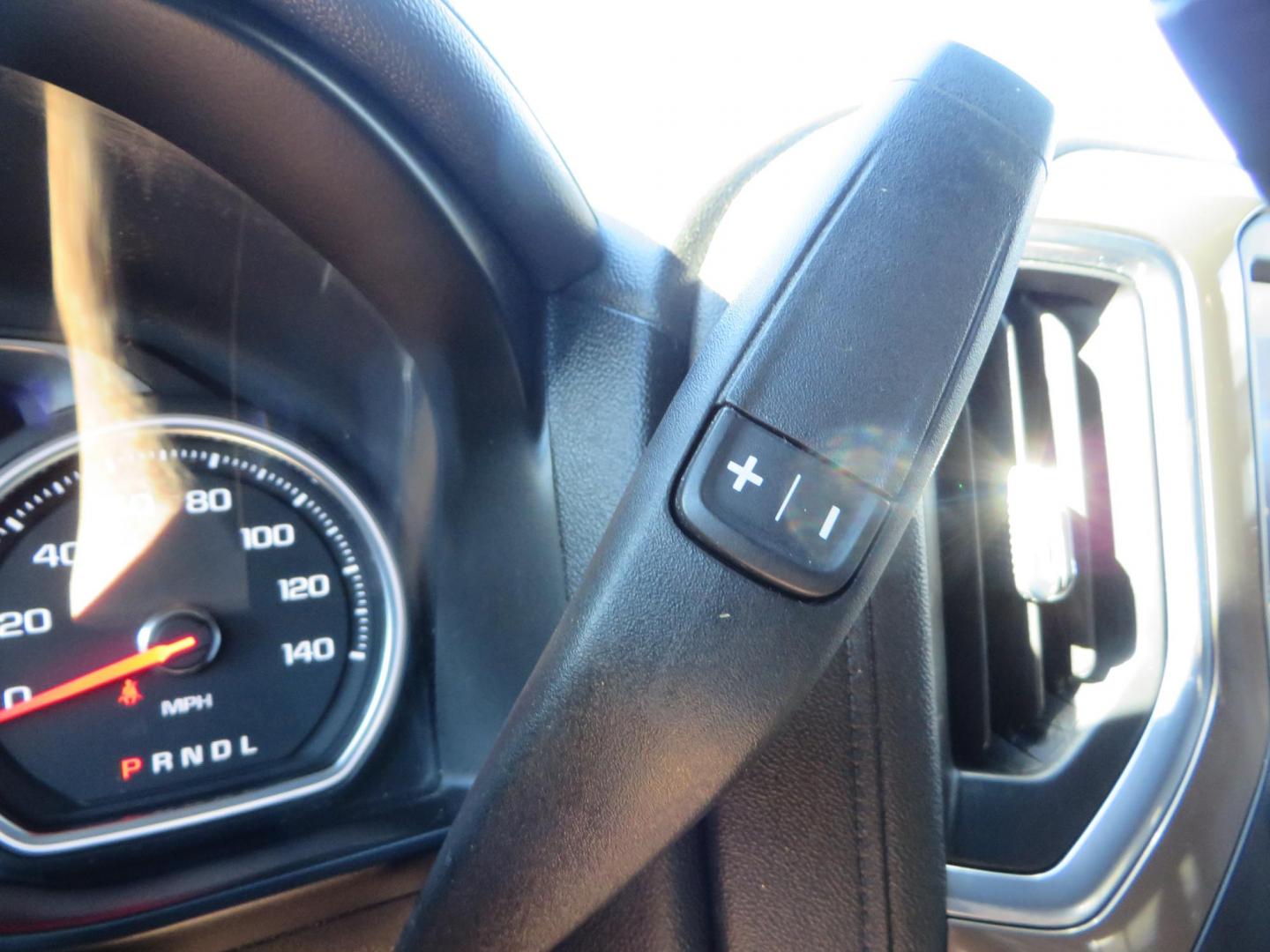 2021 White Chevrolet Silverado 1500 High Country Crew Cab 4WD (3GCUYHEL2MG) with an 6.2L V8 OHV 16V engine, 6A transmission, located at 2630 Grass Valley Highway, Auburn, CA, 95603, (530) 508-5100, 38.937893, -121.095482 - Features - Zone Offroad 6" lift kit, 35" Nitto Ridge Grappler tires, 20" SOTA wheels, and a Bakflip MX4 bedcover. - Photo#41