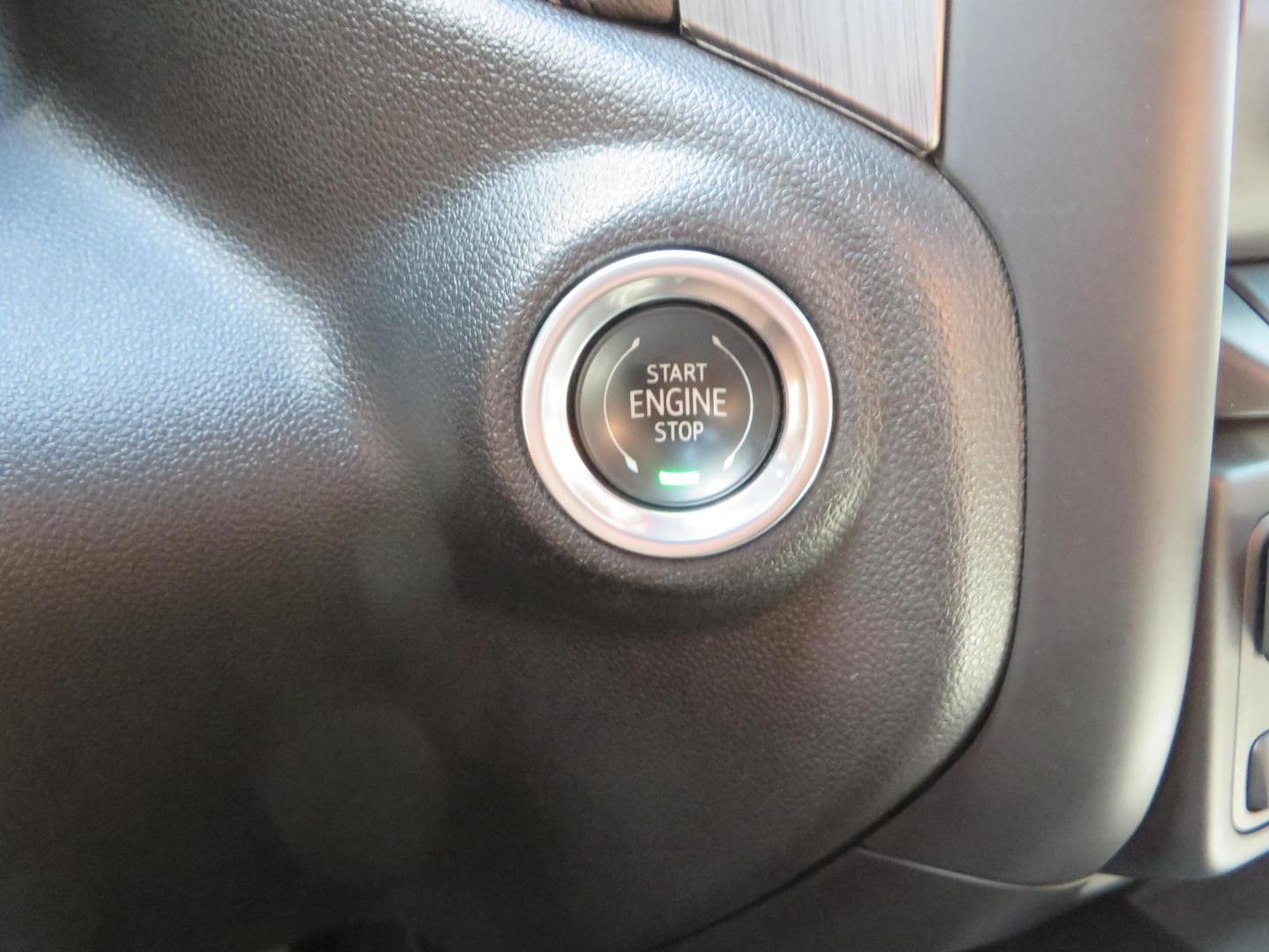 2022 BLACK /BLACK GMC Sierra 2500HD Denali Crew Cab 4WD (1GT49REY2NF) with an 6.6L V8 OHV 16 DIESEL engine, 6A transmission, located at 2630 Grass Valley Highway, Auburn, CA, 95603, (530) 508-5100, 38.937893, -121.095482 - Features- A Cognito Level kit with Fox 2.0 Shocks, 37" Nitto Ridge Grappler tires, 18" Method NV wheels, Black Cat Back Exhaust, Bakflip MX4, window tint, and a factory Kicker tailgate audio system. - Photo#33