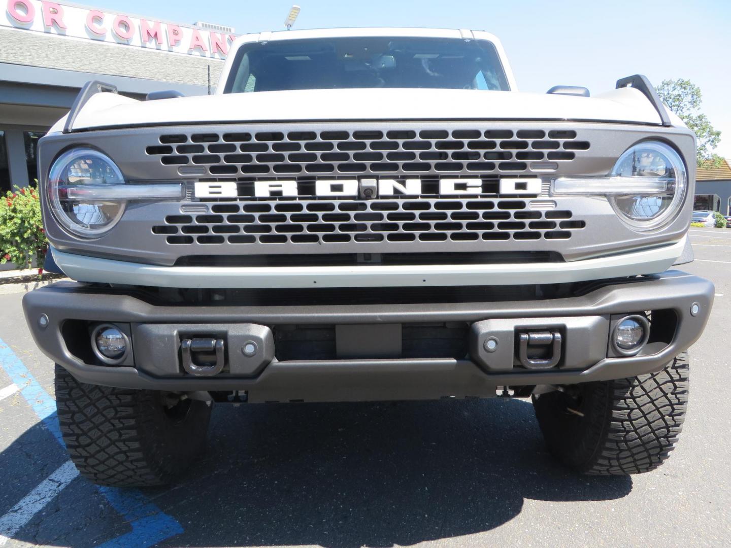 2023 Gray Ford Bronco Badlands 4-Door w/Advanced (1FMEE5DP3PL) with an 2.7L V6 DOHC 24V engine, located at 2630 Grass Valley Highway, Auburn, CA, 95603, (530) 508-5100, 38.937893, -121.095482 - Photo#12