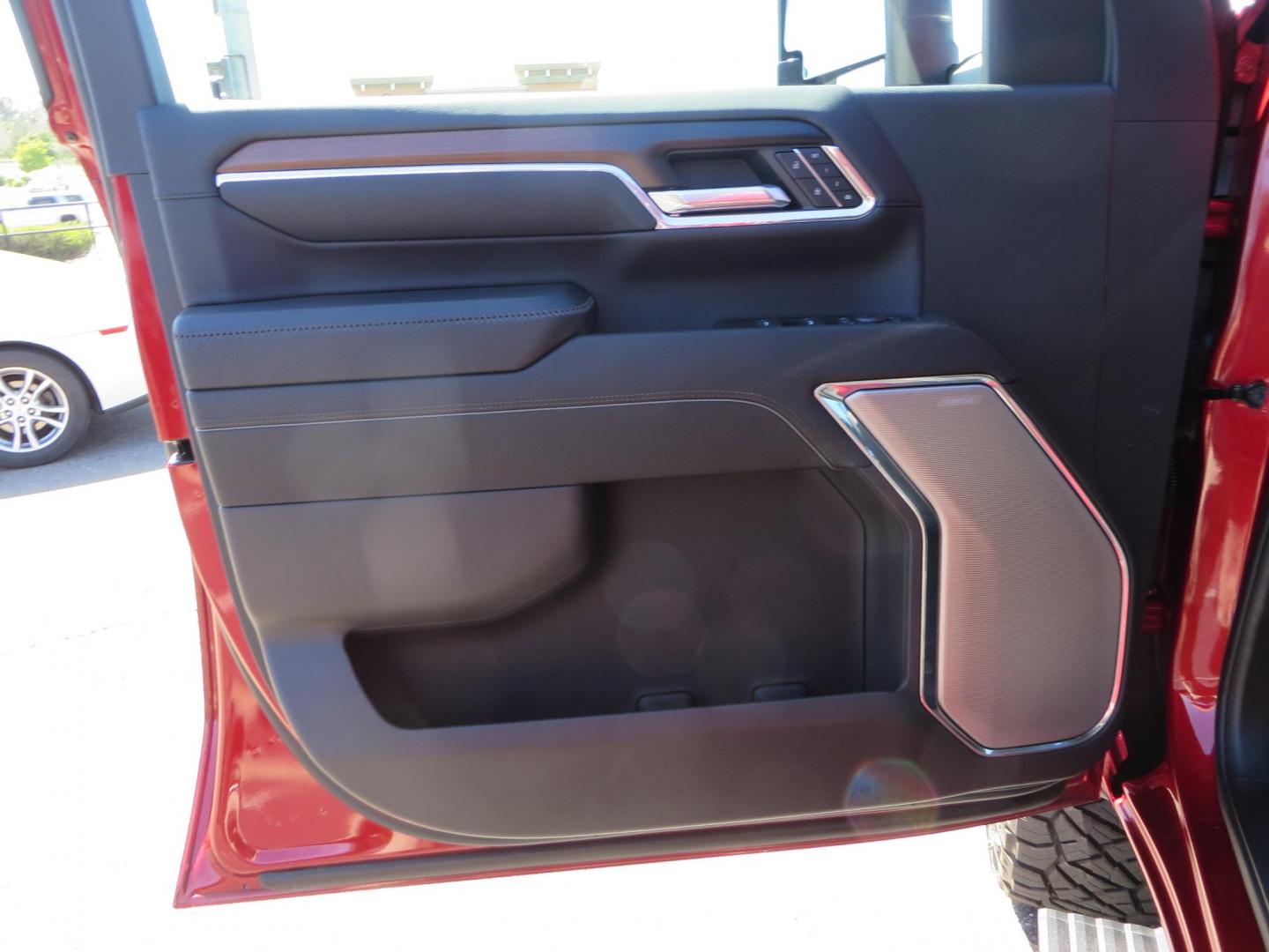 2024 Volcanic Red /Black GMC Sierra 2500HD Denali Crew Cab 4WD SB (1GT49REY6RF) with an 6.6L V8 OHV 16V TURBO DIESEL engine, 6A transmission, located at 2630 Grass Valley Highway, Auburn, CA, 95603, (530) 508-5100, 38.937893, -121.095482 - Denali 2500 featuring a Cognito Level kit, Fox shocks, 20" Fittipaldi FA18 wheels, 35" Nitto Ridge Grappler tires, and a LineX folding tonneau cover. - Photo#27