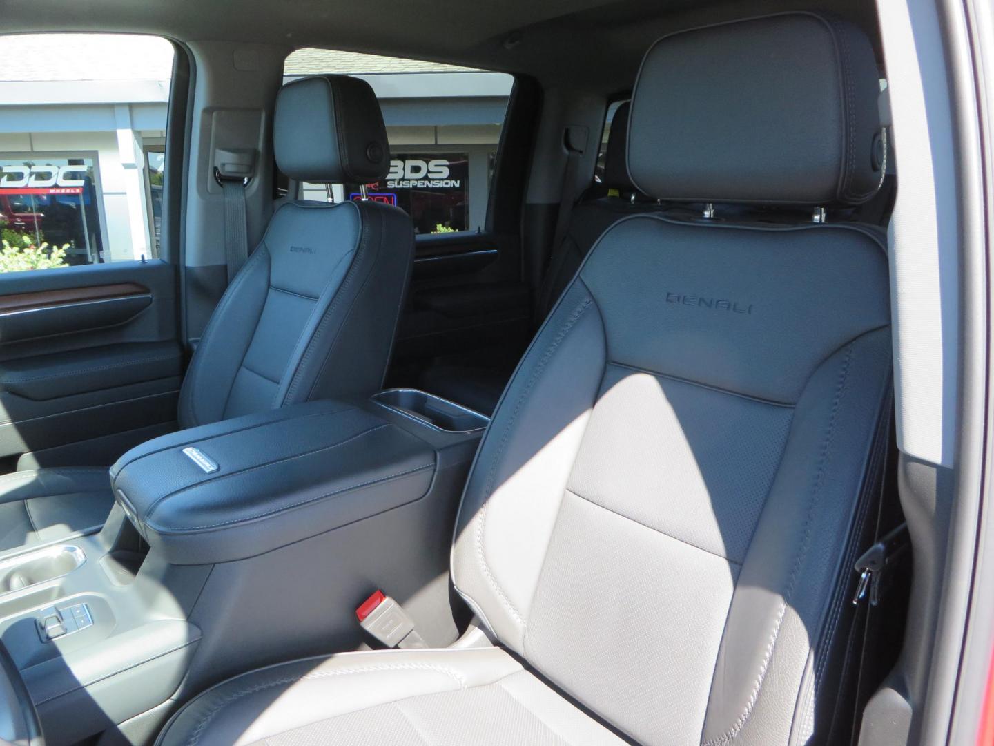 2024 Volcanic Red /Black GMC Sierra 2500HD Denali Crew Cab 4WD SB (1GT49REY6RF) with an 6.6L V8 OHV 16V TURBO DIESEL engine, 6A transmission, located at 2630 Grass Valley Highway, Auburn, CA, 95603, (530) 508-5100, 38.937893, -121.095482 - Denali 2500 featuring a Cognito Level kit, Fox shocks, 20" Fittipaldi FA18 wheels, 35" Nitto Ridge Grappler tires, and a LineX folding tonneau cover. - Photo#31