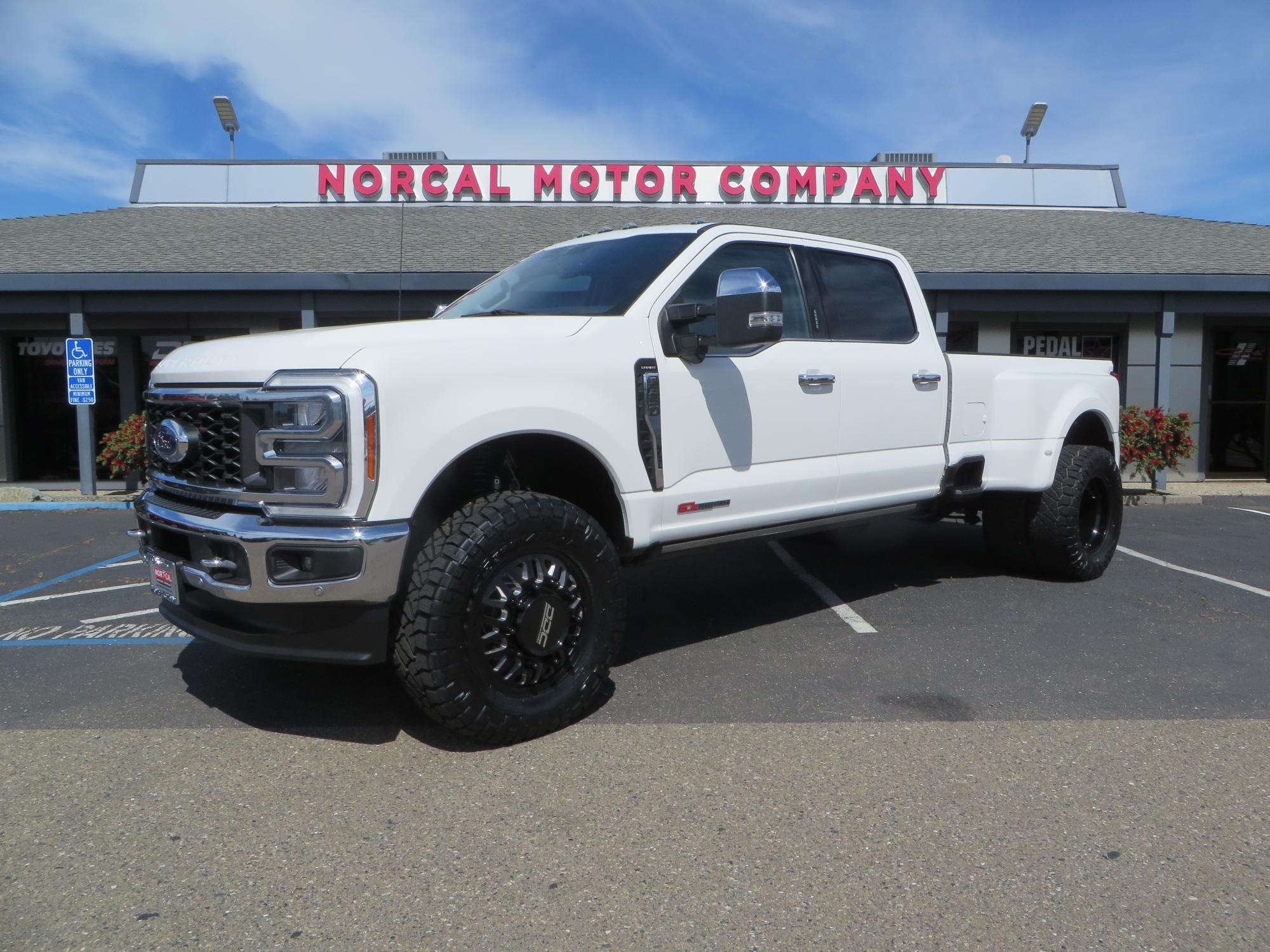 photo of 2023 Ford F-350 SD Lariat Crew Cab Long Bed DRW 4WD