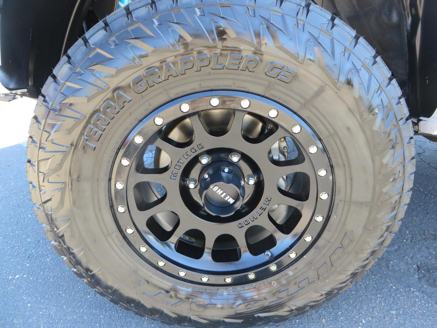 2021 Toyota Tacoma TRD Sport Double Cab Long Bed V6 6AT 4WD (3TYCZ5AN5MT) with an 3.5L V6 DOHC 24V engine, 6A transmission, located at 2630 Grass Valley Highway, Auburn, CA, 95603, (530) 508-5100, 38.937893, -121.095482 - Photo#12