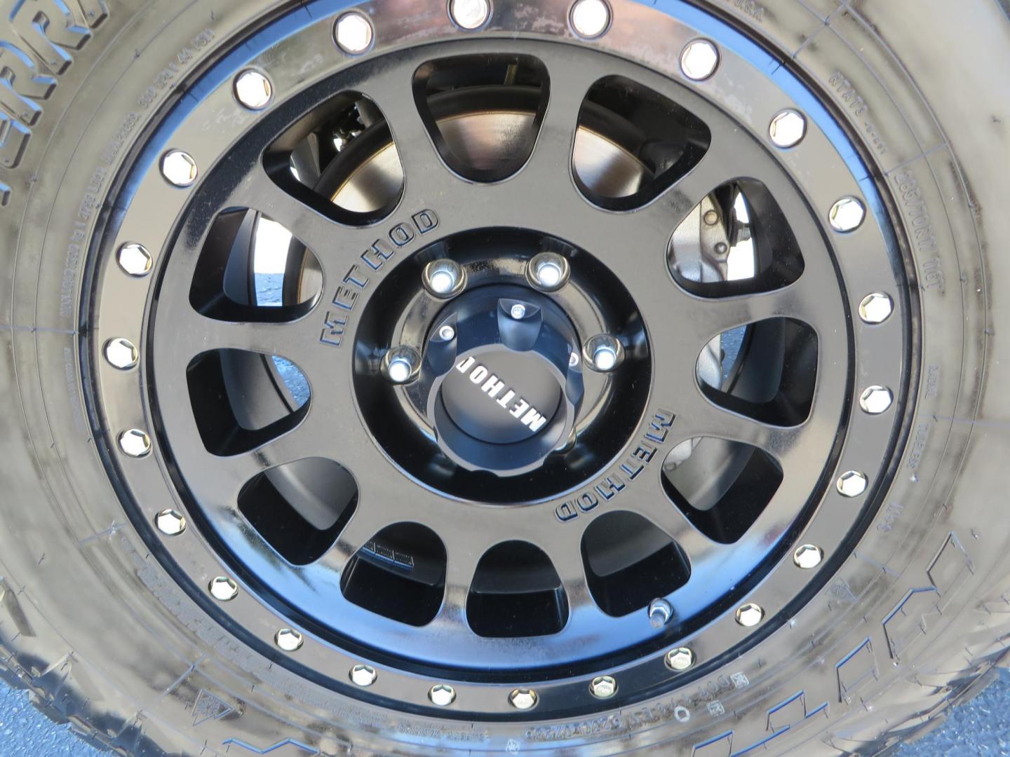 2021 Toyota Tacoma TRD Sport Double Cab Long Bed V6 6AT 4WD (3TYCZ5AN5MT) with an 3.5L V6 DOHC 24V engine, 6A transmission, located at 2630 Grass Valley Highway, Auburn, CA, 95603, (530) 508-5100, 38.937893, -121.095482 - Photo#13
