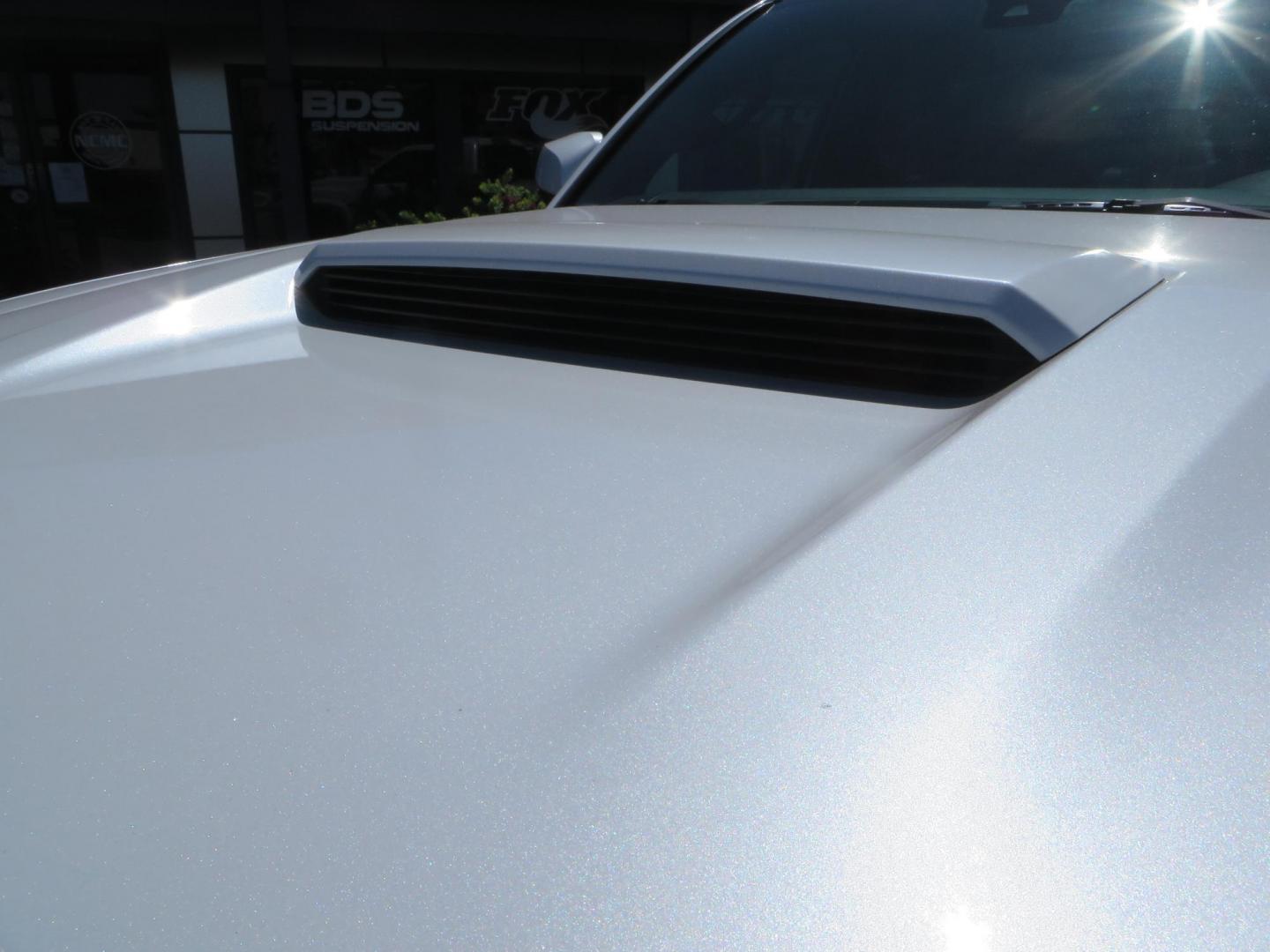 2021 Toyota Tacoma TRD Sport Double Cab Long Bed V6 6AT 4WD (3TYCZ5AN5MT) with an 3.5L V6 DOHC 24V engine, 6A transmission, located at 2630 Grass Valley Highway, Auburn, CA, 95603, (530) 508-5100, 38.937893, -121.095482 - Photo#22