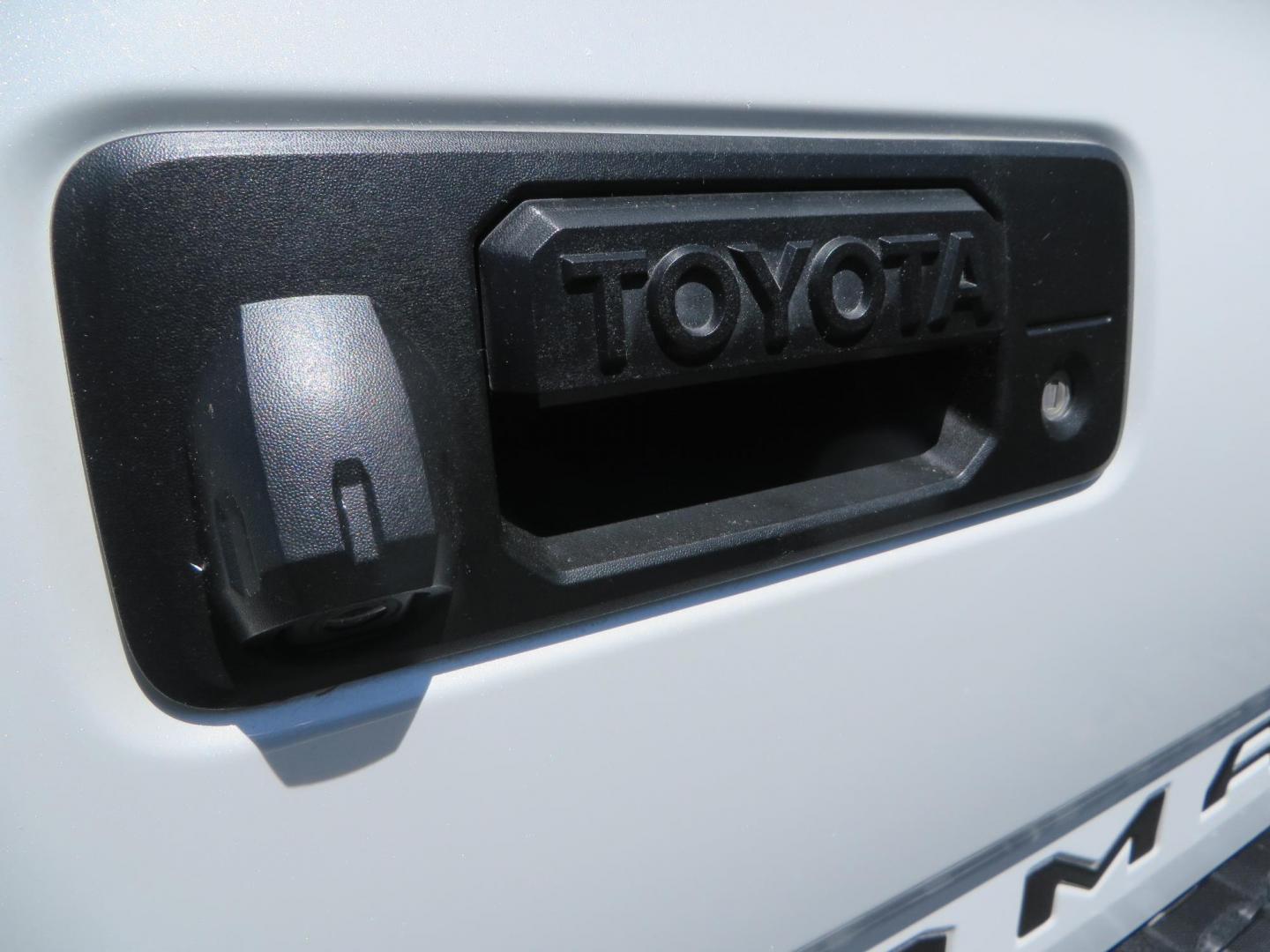 2021 Toyota Tacoma TRD Sport Double Cab Long Bed V6 6AT 4WD (3TYCZ5AN5MT) with an 3.5L V6 DOHC 24V engine, 6A transmission, located at 2630 Grass Valley Highway, Auburn, CA, 95603, (530) 508-5100, 38.937893, -121.095482 - Photo#27
