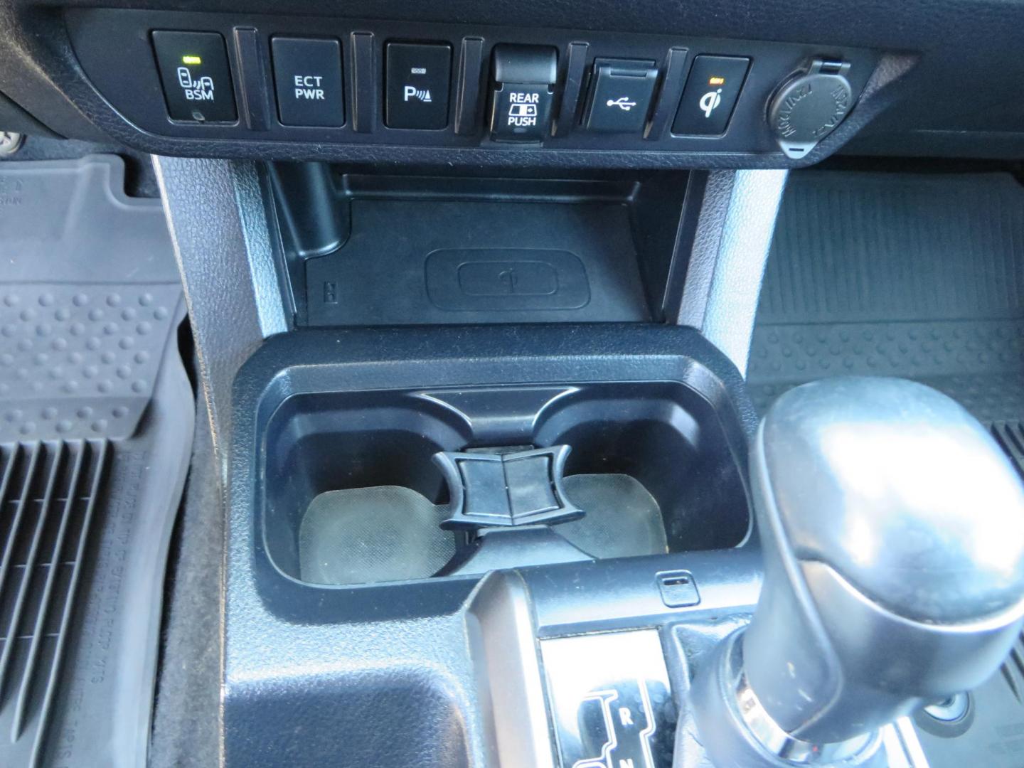2021 Toyota Tacoma TRD Sport Double Cab Long Bed V6 6AT 4WD (3TYCZ5AN5MT) with an 3.5L V6 DOHC 24V engine, 6A transmission, located at 2630 Grass Valley Highway, Auburn, CA, 95603, (530) 508-5100, 38.937893, -121.095482 - Photo#42