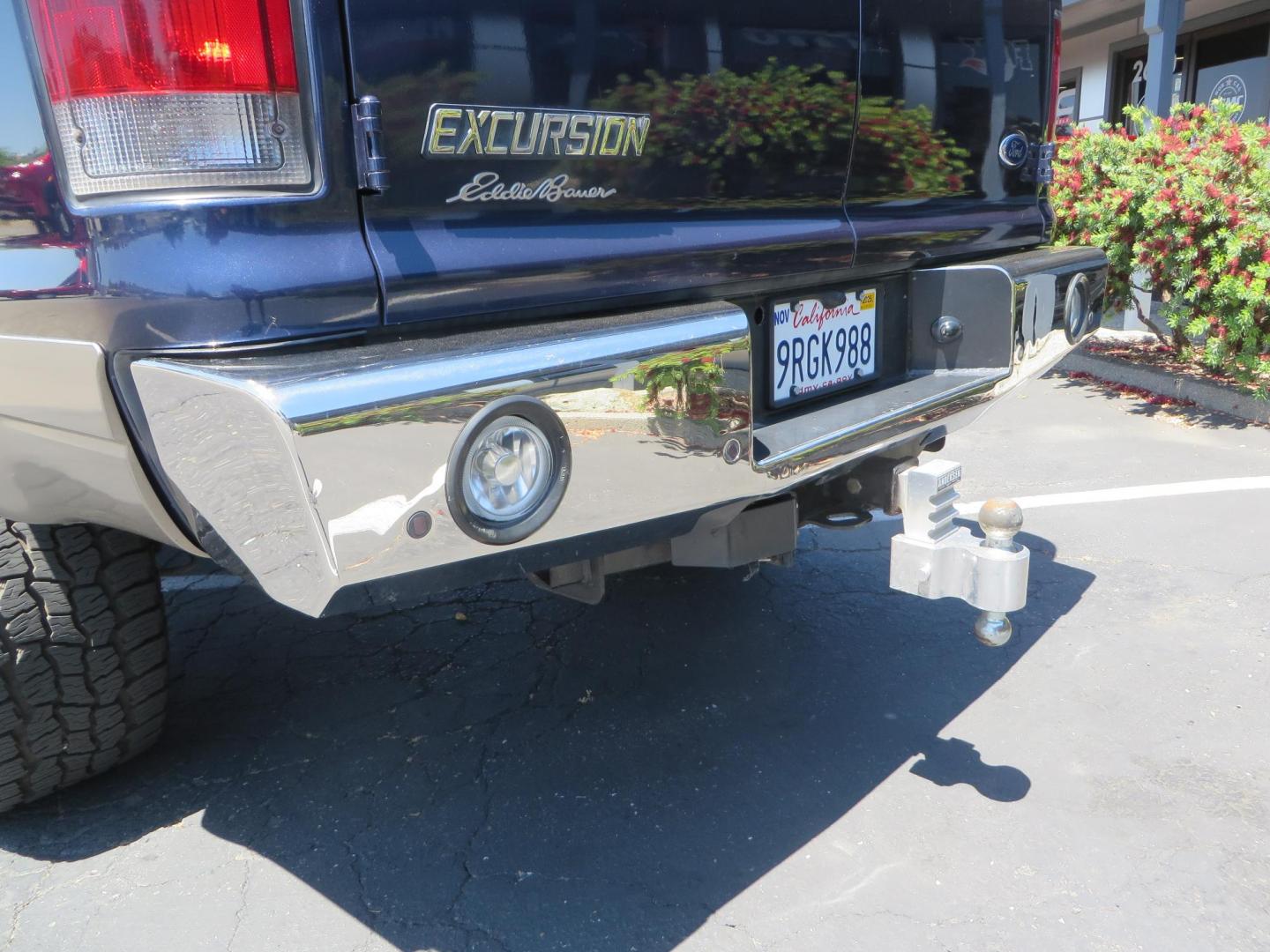 2003 Blue Ford Excursion Eddie Bauer 6.0L 4WD (1FMSU45PX3E) with an 6.0L V8 OHV 32V TURBO DIESEL engine, 5-Speed Automatic Overdrive transmission, located at 2630 Grass Valley Highway, Auburn, CA, 95603, (530) 508-5100, 38.937893, -121.095482 - Rare to find an Excursion especially like this... Extremely Clean 6.0L with ARP head studs, aluminum radiator, Lifted, Fuel wheels, Open Range AT tires, Bilstein Shocks, Amp power steps, Custom front and rear bumpers, 15K Warn Winch, Piaa Lights, RV Towable, Brake Controller, Edge Tuner CA legal, Ex - Photo#18