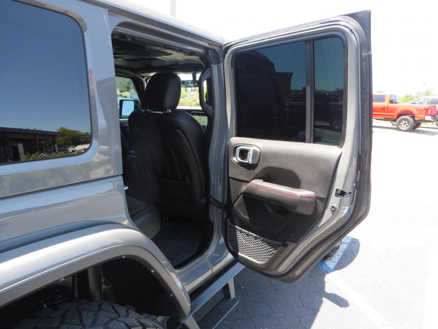 2023 Gray /Black Jeep Wrangler Unlimited Rubicon (1C4HJXFG8PW) with an 3.6L V6 DOHC 24V FFV engine, 6A transmission, located at 2630 Grass Valley Highway, Auburn, CA, 95603, (530) 508-5100, 38.937893, -121.095482 - Features a 3.5" JKS suspension system, Fox shocks, 17" Method Race wheels, 37" Nitto Ridge Grappler tires, N-Fab EPYX running boards, Teraflex HD tire carrier, RC front & rear bumpers with led lights, and window tint. - Photo#55