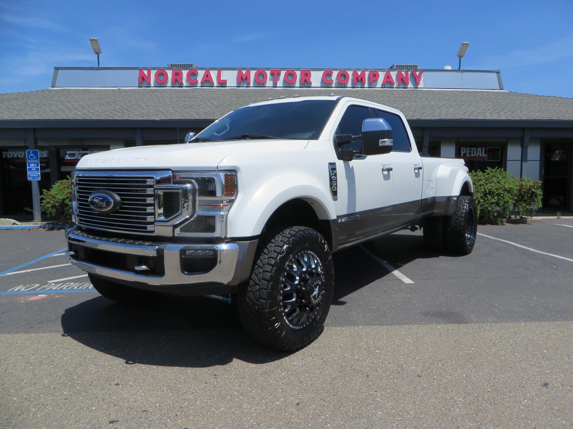photo of 2021 Ford F-450 SD King Ranch Crew Cab DRW 4WD