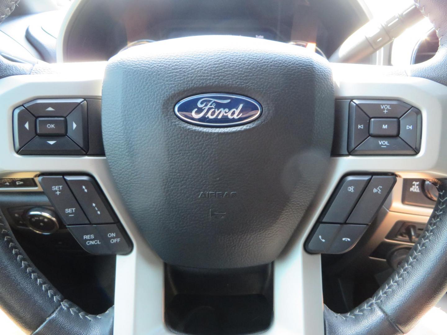 2022 SILVER /BLACK Ford F-250 SD Lariat Crew Cab 4WD (1FT8W2BT6NE) with an 6.7L V8 OHV 16V DIESEL engine, 6A transmission, located at 2630 Grass Valley Highway, Auburn, CA, 95603, (530) 508-5100, 38.937893, -121.095482 - Dont miss this F-250 sitting on a Carli Back Country suspension system, Fox remote reservoir shocks, Radius arms, Deaver rear springs, Torsion sway bar, upper and lower stabilizers, 37" Toyo RT Trail tires, 17" Innov8 G500 wheels, Baja Designs Fog light kit, Diamondback bedcover, Bed Molle panels, - Photo#47