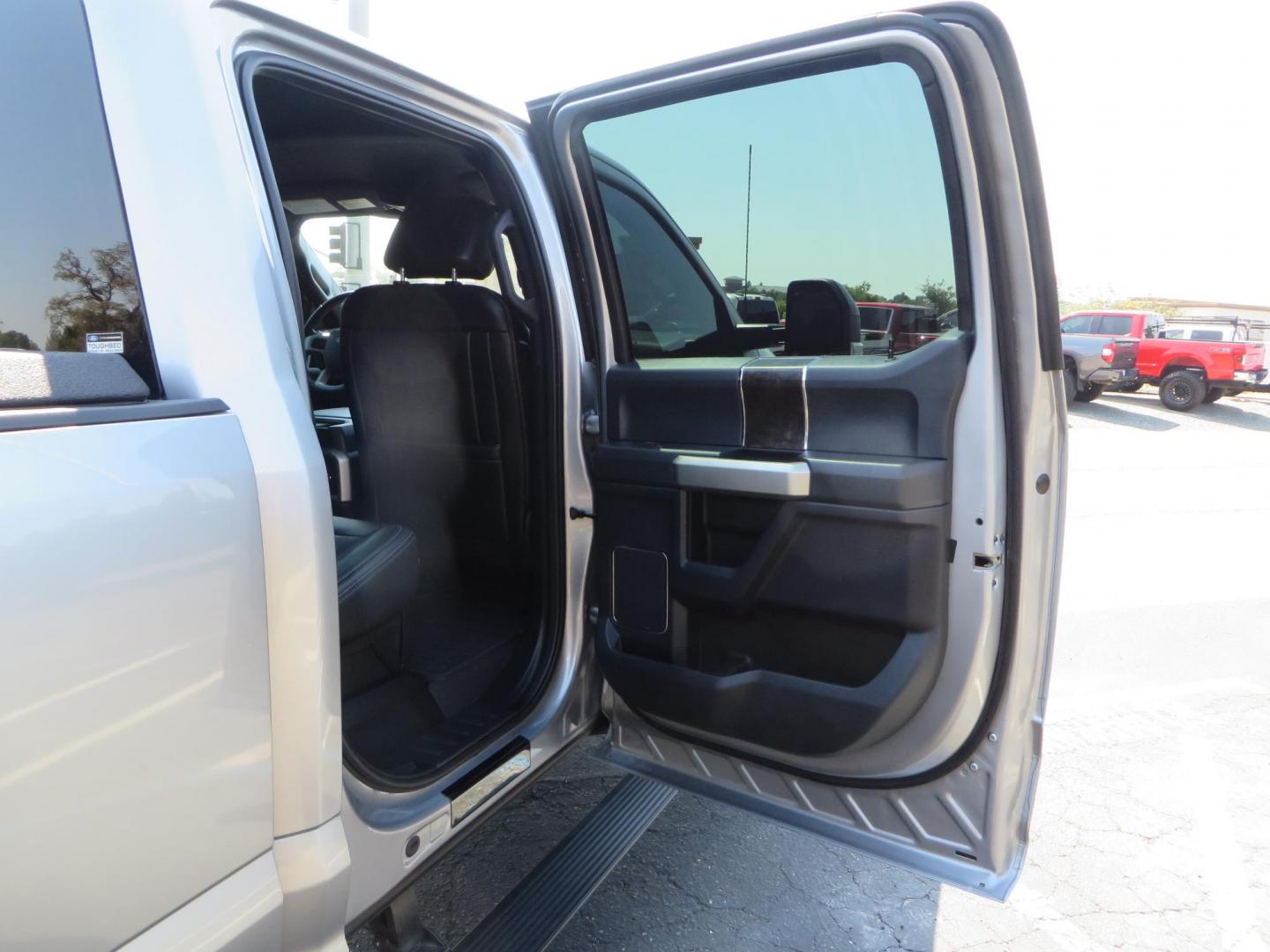 2022 SILVER /BLACK Ford F-250 SD Lariat Crew Cab 4WD (1FT8W2BT6NE) with an 6.7L V8 OHV 16V DIESEL engine, 6A transmission, located at 2630 Grass Valley Highway, Auburn, CA, 95603, (530) 508-5100, 38.937893, -121.095482 - Dont miss this F-250 sitting on a Carli Back Country suspension system, Fox remote reservoir shocks, Radius arms, Deaver rear springs, Torsion sway bar, upper and lower stabilizers, 37" Toyo RT Trail tires, 17" Innov8 G500 wheels, Baja Designs Fog light kit, Diamondback bedcover, Bed Molle panels, - Photo#67