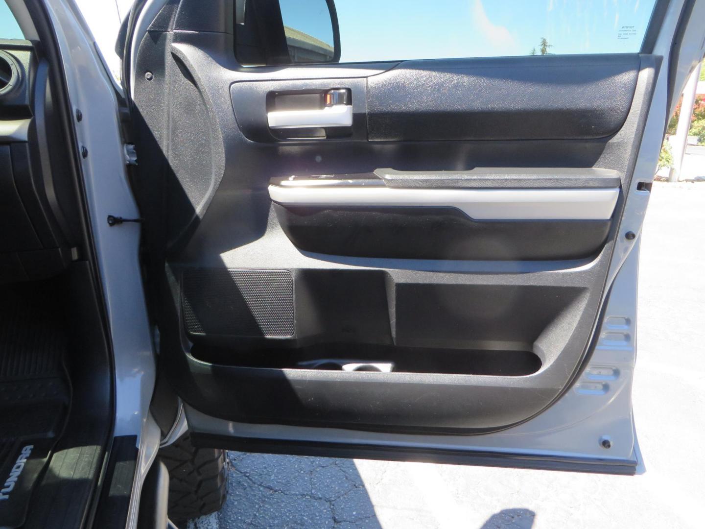 2018 Gray /Black Toyota Tundra SR5 5.7L V8 CrewMax 4WD (5TFDY5F15JX) with an 5.7L V8 DOHC 32V engine, 6A transmission, located at 2630 Grass Valley Highway, Auburn, CA, 95603, (530) 508-5100, 38.937893, -121.095482 - Lifted Tundra sitting on a Pro Comp 6" Lift kit, 37" Nitto Ridge Grappler tires, 20" Fuel Recoil wheels, N-Fab running boards, Grille Mounted Light Bar, Bilstein 5100 rear shocks, TRD dual exhaust, Fender Flarew, and window tint. - Photo#44