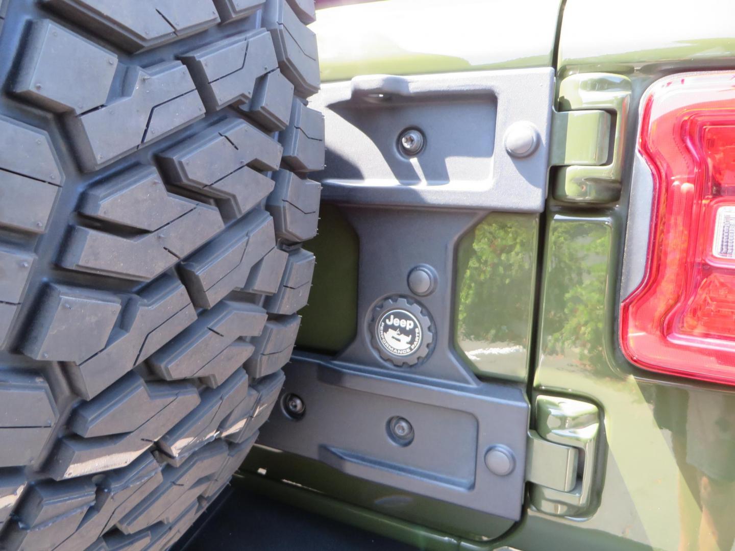 2021 Green Jeep Wrangler Unlimited Rubicon (1C4JJXFM1MW) with an 3.0L V6 DOHC 24V TURBO DIESEL engine, 6A transmission, located at 2630 Grass Valley Highway, Auburn, CA, 95603, (530) 508-5100, 38.937893, -121.095482 - Mopar lifted Diesel Rubicon with Fox shocks, HD tire carrier, Amp Power steps, Roof Rack, and color matched simulated beadlock rings. - Photo#15