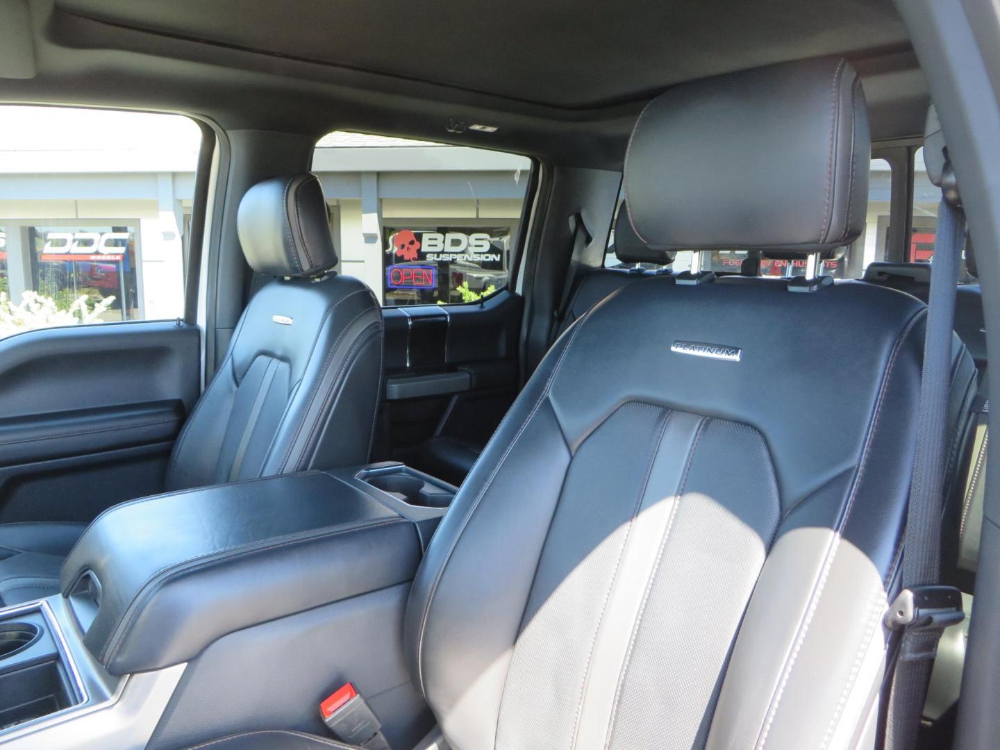 2022 White /BLACK Ford F-350 SD Platinum Crew Cab 4WD (1FT8W3BT2NE) with an 6.7L V8 OHV 16V DIESEL engine, 6A transmission, located at 2630 Grass Valley Highway, Auburn, CA, 95603, (530) 508-5100, 38.937893, -121.095482 - Features a BDS 2" level kit, Fox shocks, 18" Method MR323 wheels, 37" Toyo RT Pro tires, UWS tool box, folding bedcover. - Photo#23
