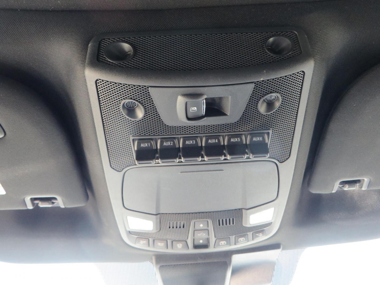 2022 White /BLACK Ford F-350 SD Platinum Crew Cab 4WD (1FT8W3BT2NE) with an 6.7L V8 OHV 16V DIESEL engine, 6A transmission, located at 2630 Grass Valley Highway, Auburn, CA, 95603, (530) 508-5100, 38.937893, -121.095482 - Features a BDS 2" level kit, Fox shocks, 18" Method MR323 wheels, 37" Toyo RT Pro tires, UWS tool box, folding bedcover. - Photo#28