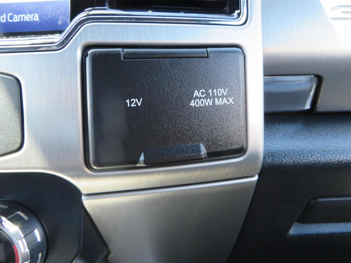 2022 White /BLACK Ford F-350 SD Platinum Crew Cab 4WD (1FT8W3BT2NE) with an 6.7L V8 OHV 16V DIESEL engine, 6A transmission, located at 2630 Grass Valley Highway, Auburn, CA, 95603, (530) 508-5100, 38.937893, -121.095482 - Features a BDS 2" level kit, Fox shocks, 18" Method MR323 wheels, 37" Toyo RT Pro tires, UWS tool box, folding bedcover. - Photo#36