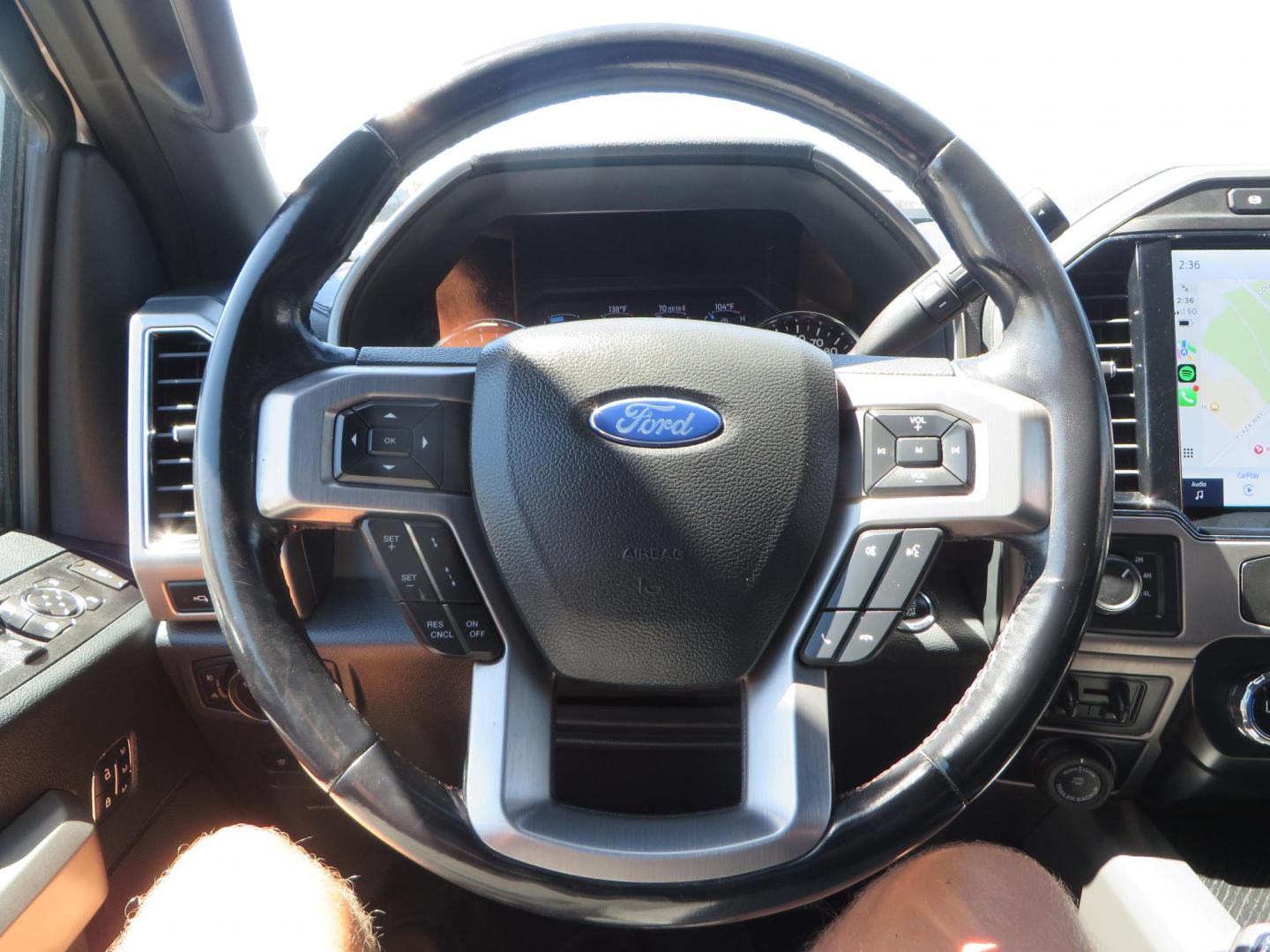 2022 White /BLACK Ford F-350 SD Platinum Crew Cab 4WD (1FT8W3BT2NE) with an 6.7L V8 OHV 16V DIESEL engine, 6A transmission, located at 2630 Grass Valley Highway, Auburn, CA, 95603, (530) 508-5100, 38.937893, -121.095482 - Features a BDS 2" level kit, Fox shocks, 18" Method MR323 wheels, 37" Toyo RT Pro tires, UWS tool box, folding bedcover. - Photo#43