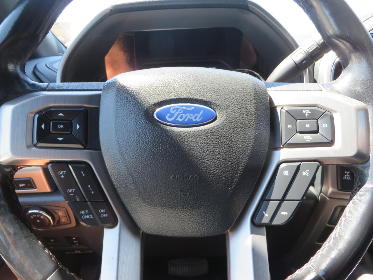 2022 White /BLACK Ford F-350 SD Platinum Crew Cab 4WD (1FT8W3BT2NE) with an 6.7L V8 OHV 16V DIESEL engine, 6A transmission, located at 2630 Grass Valley Highway, Auburn, CA, 95603, (530) 508-5100, 38.937893, -121.095482 - Features a BDS 2" level kit, Fox shocks, 18" Method MR323 wheels, 37" Toyo RT Pro tires, UWS tool box, folding bedcover. - Photo#44