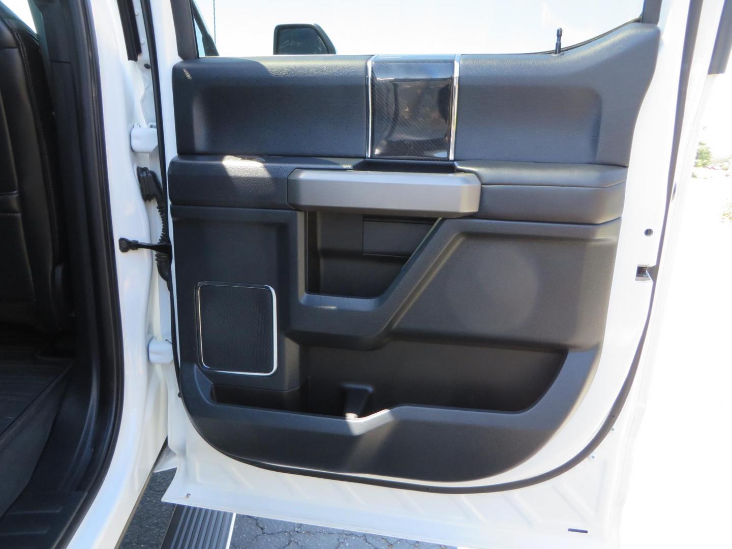 2022 White /BLACK Ford F-350 SD Platinum Crew Cab 4WD (1FT8W3BT2NE) with an 6.7L V8 OHV 16V DIESEL engine, 6A transmission, located at 2630 Grass Valley Highway, Auburn, CA, 95603, (530) 508-5100, 38.937893, -121.095482 - Features a BDS 2" level kit, Fox shocks, 18" Method MR323 wheels, 37" Toyo RT Pro tires, UWS tool box, folding bedcover. - Photo#65