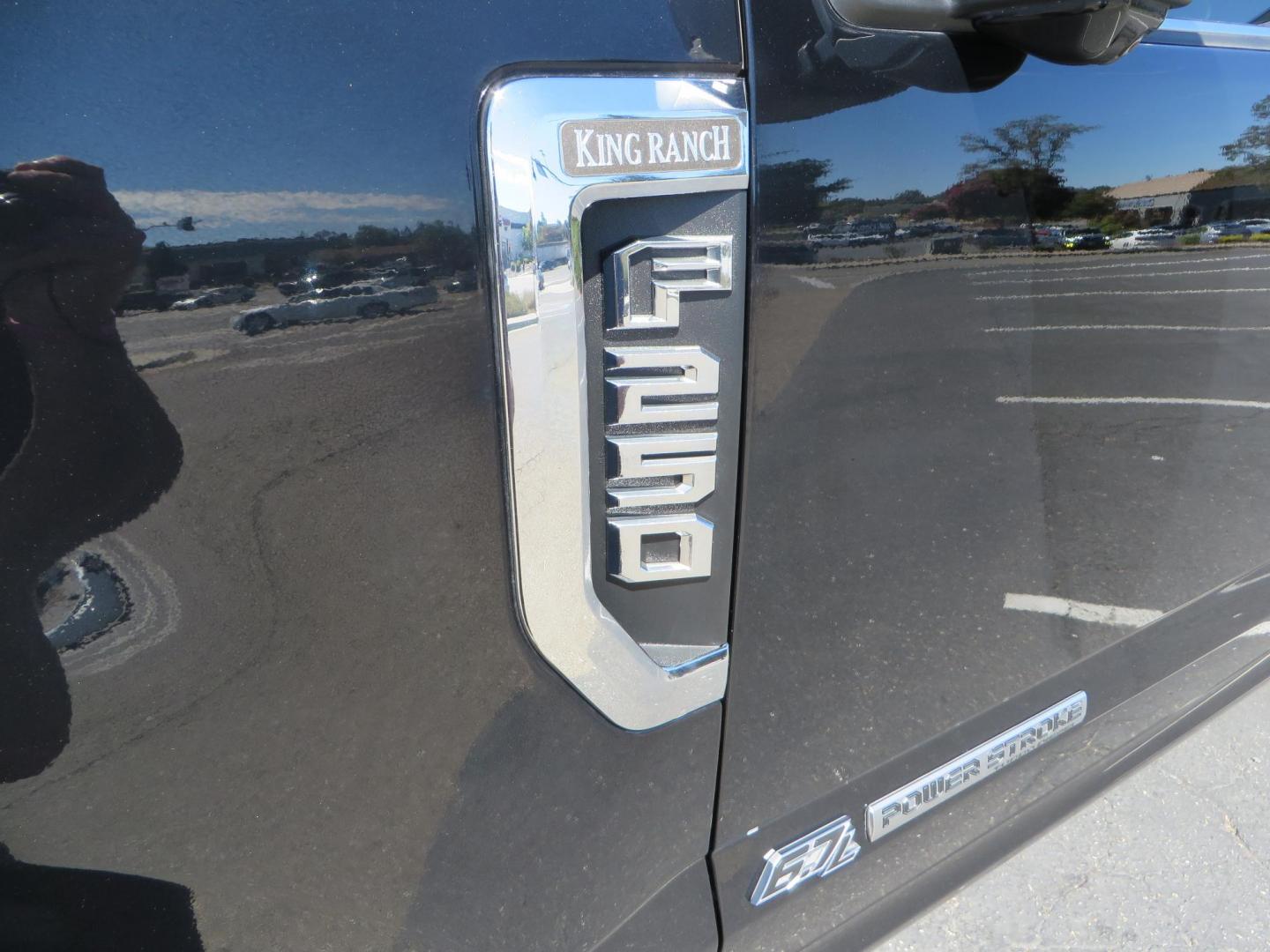 2017 BLACK /Brown Ford F-250 SD King Ranch Crew Cab 4WD (1FT7W2BT5HE) with an 6.7L V8 OHV 16V DIESEL engine, 6A transmission, located at 2630 Grass Valley Highway, Auburn, CA, 95603, (530) 508-5100, 38.937893, -121.095482 - Monster Superduty sitting on an 8" BDS long arm Fox 2.5 Coilover suspension system, Fox 2.0 shocks, Fox dual steering stabilizers, 22" Specialty Forged wheels, 40" Toyo MT tires, Undercover Ultraflex tonneau cover, 15" Drop Gen-Y hitch, and window tint. - Photo#20