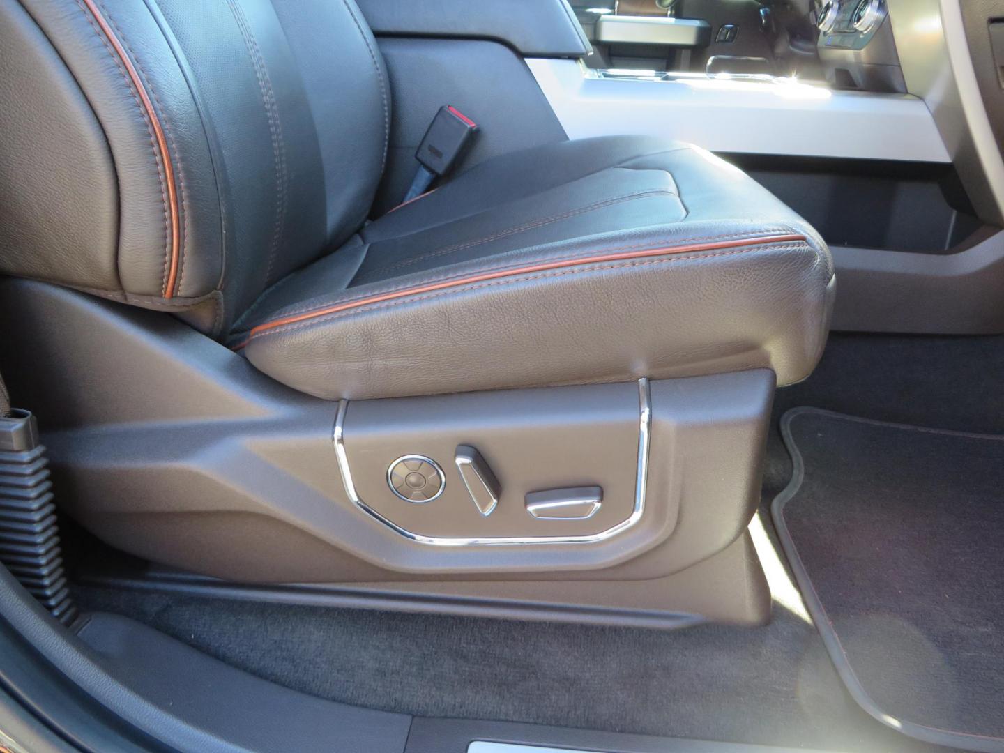 2017 BLACK /Brown Ford F-250 SD King Ranch Crew Cab 4WD (1FT7W2BT5HE) with an 6.7L V8 OHV 16V DIESEL engine, 6A transmission, located at 2630 Grass Valley Highway, Auburn, CA, 95603, (530) 508-5100, 38.937893, -121.095482 - Monster Superduty sitting on an 8" BDS long arm Fox 2.5 Coilover suspension system, Fox 2.0 shocks, Fox dual steering stabilizers, 22" Specialty Forged wheels, 40" Toyo MT tires, Undercover Ultraflex tonneau cover, 15" Drop Gen-Y hitch, and window tint. - Photo#68