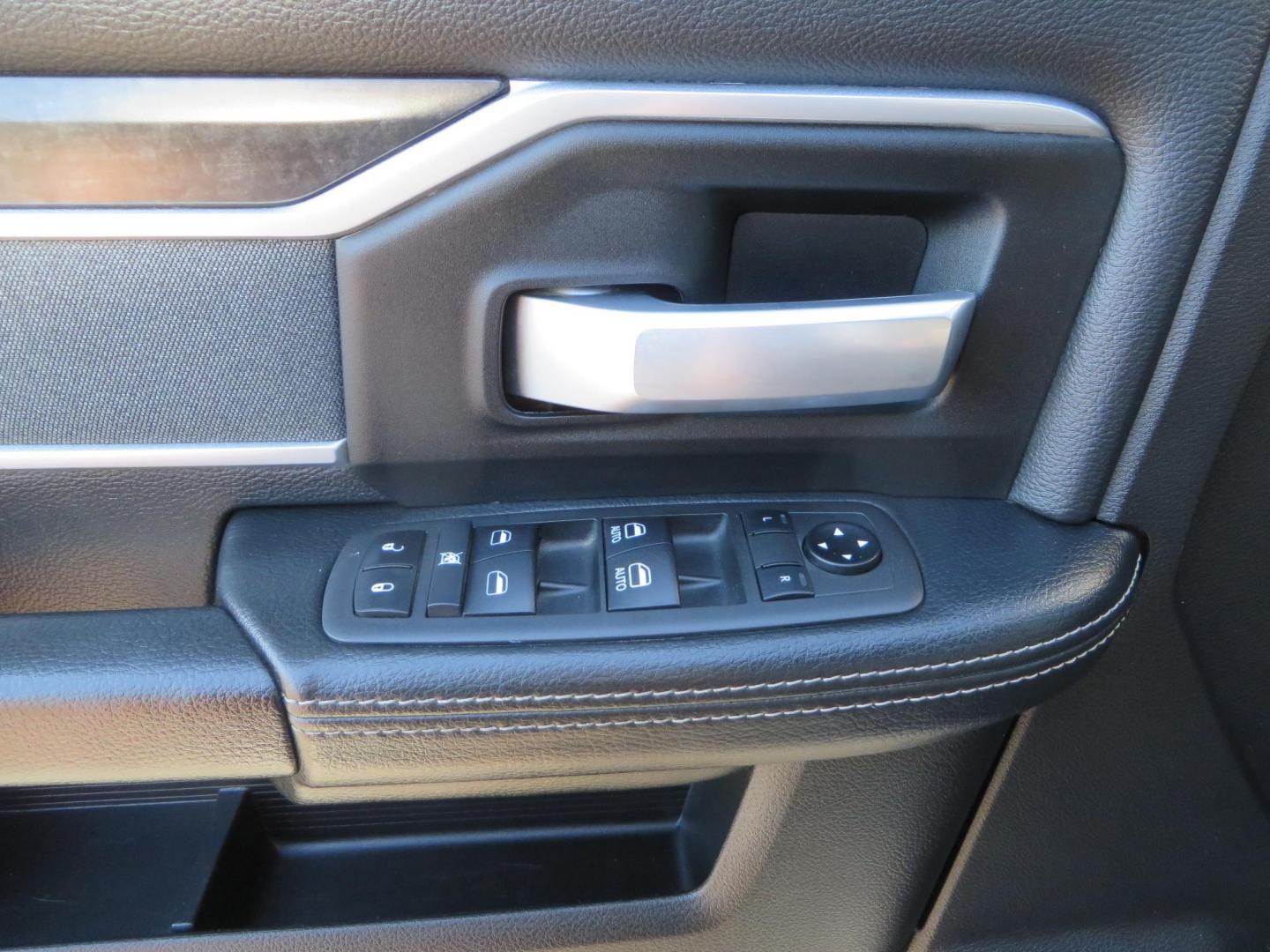 2022 SILVER /Black RAM 2500 Big Horn Black Widow Edition Crew Cab 4WD (3C6UR5DL3NG) with an 6.7L L6 OHV 24V TURBO DIESEL engine, 6A transmission, located at 2630 Grass Valley Highway, Auburn, CA, 95603, (530) 508-5100, 38.937893, -121.095482 - Ram 2500 Black Widow Edition Features 5" Suspension Lift System 20" Black Off Road Wheels 37" BFG KM3 Mud Terrain Tires Color Matched Pocket Fender Flares AMP Power Running Boards Tinted Front Windows Black Widow Gauge Cluster Black Widow Custom Stitched Headrests Red LED Interior Lights P - Photo#22