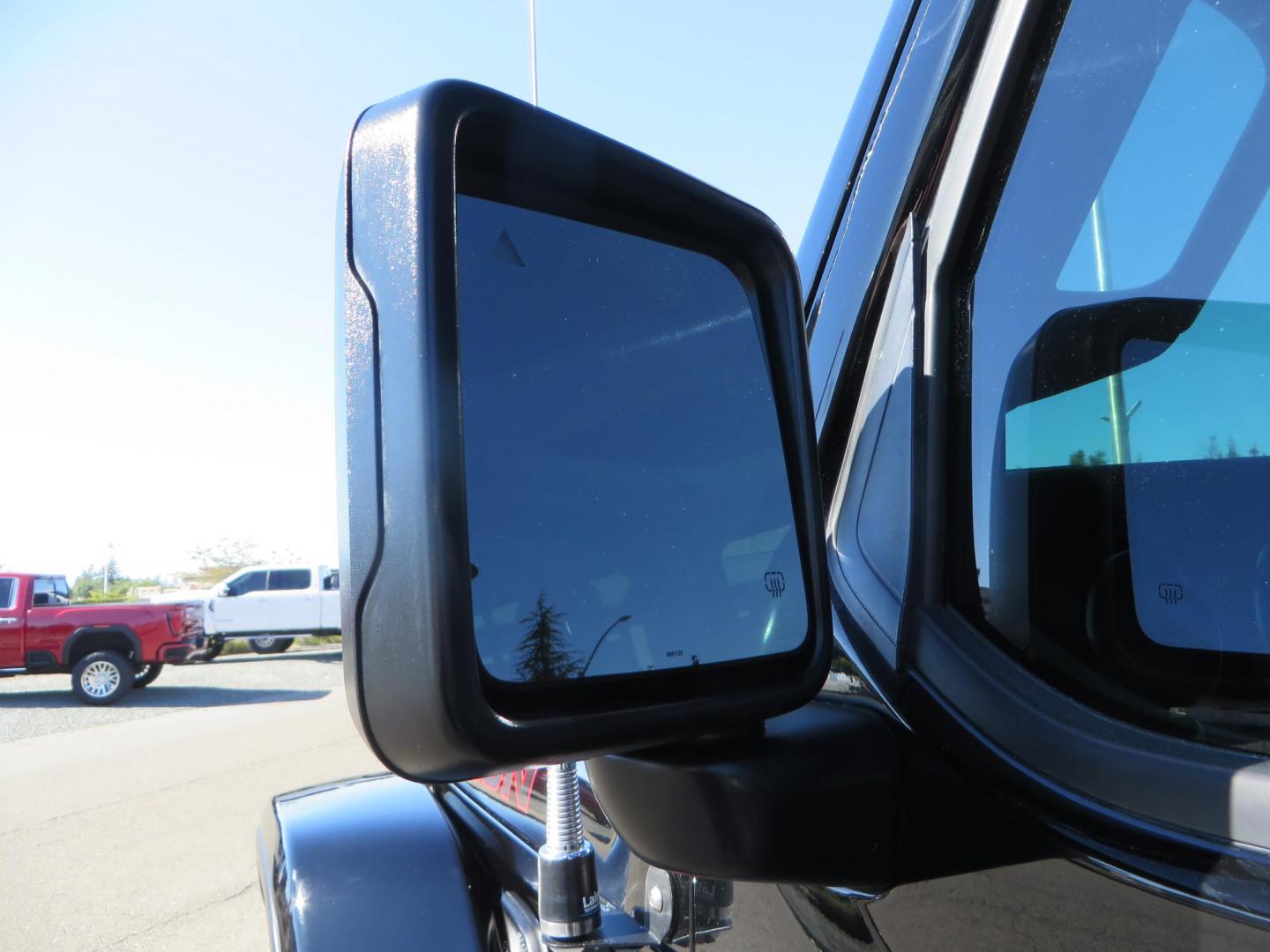 2021 BLACK /BLACK Jeep Gladiator Rubicon (1C6JJTBG1ML) with an 3.6L V6 DOHC 24V engine, automatic transmission, located at 2630 Grass Valley Highway, Auburn, CA, 95603, (530) 508-5100, 38.937893, -121.095482 - Mopar lifted Rubicon with Fox shocks, 17" Black Rhino Kelso wheels, 35" Nitto Terra Grappler G2 tires, AMP power steps, Rock Hard 4x4 front bumper, Warn Winch, 10" Rigid light bar, Bakflip MX4, and a Btech UV-5100 radio. - Photo#20