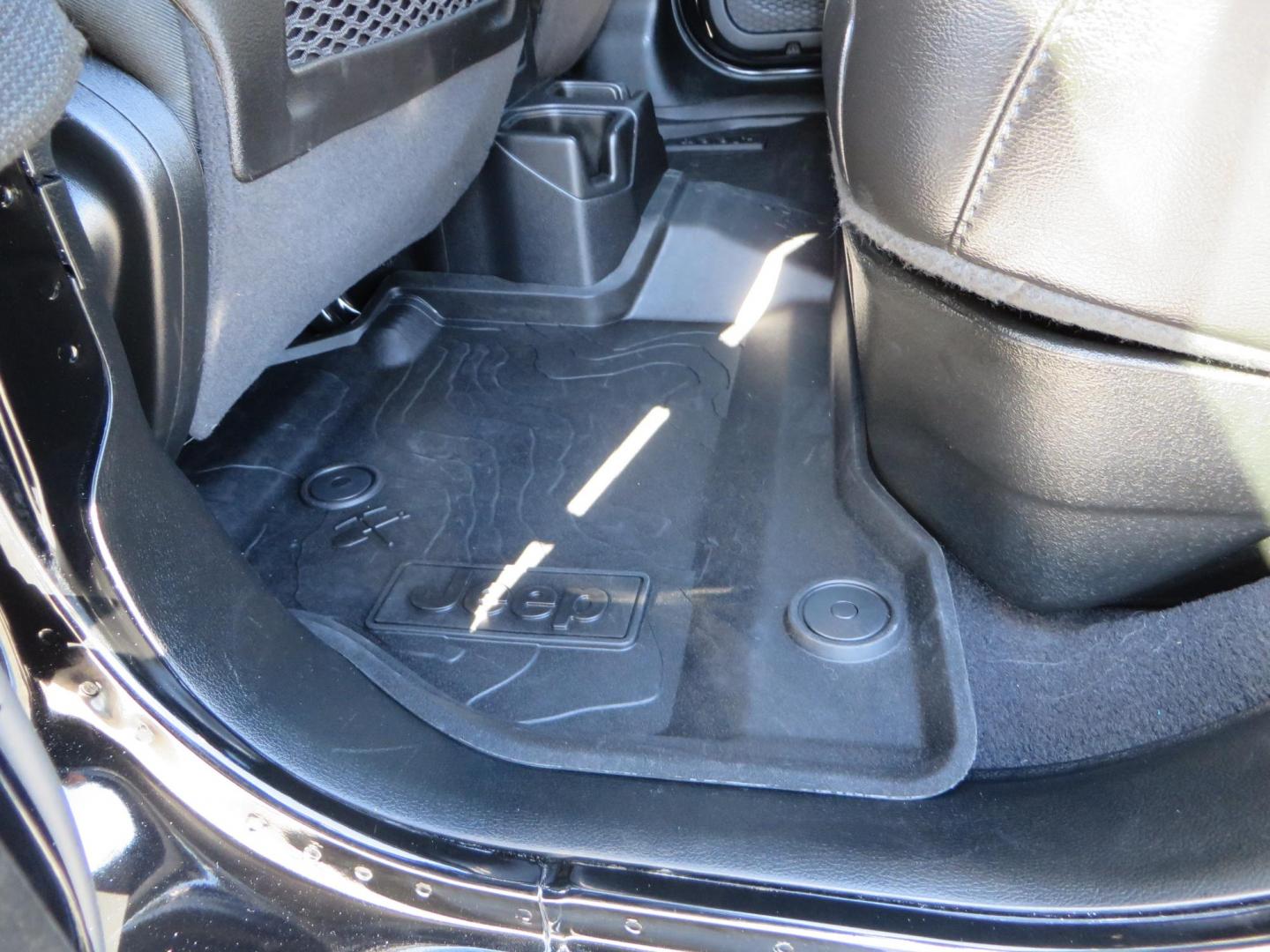 2021 BLACK /BLACK Jeep Gladiator Rubicon (1C6JJTBG1ML) with an 3.6L V6 DOHC 24V engine, automatic transmission, located at 2630 Grass Valley Highway, Auburn, CA, 95603, (530) 508-5100, 38.937893, -121.095482 - Mopar lifted Rubicon with Fox shocks, 17" Black Rhino Kelso wheels, 35" Nitto Terra Grappler G2 tires, AMP power steps, Rock Hard 4x4 front bumper, Warn Winch, 10" Rigid light bar, Bakflip MX4, and a Btech UV-5100 radio. - Photo#52