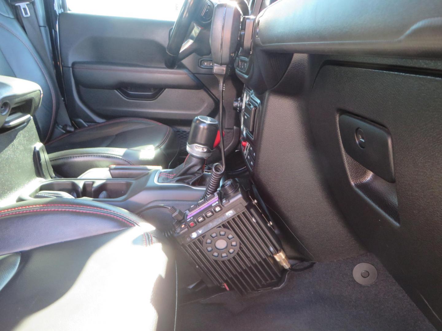2021 BLACK /BLACK Jeep Gladiator Rubicon (1C6JJTBG1ML) with an 3.6L V6 DOHC 24V engine, automatic transmission, located at 2630 Grass Valley Highway, Auburn, CA, 95603, (530) 508-5100, 38.937893, -121.095482 - Mopar lifted Rubicon with Fox shocks, 17" Black Rhino Kelso wheels, 35" Nitto Terra Grappler G2 tires, AMP power steps, Rock Hard 4x4 front bumper, Warn Winch, 10" Rigid light bar, Bakflip MX4, and a Btech UV-5100 radio. - Photo#63