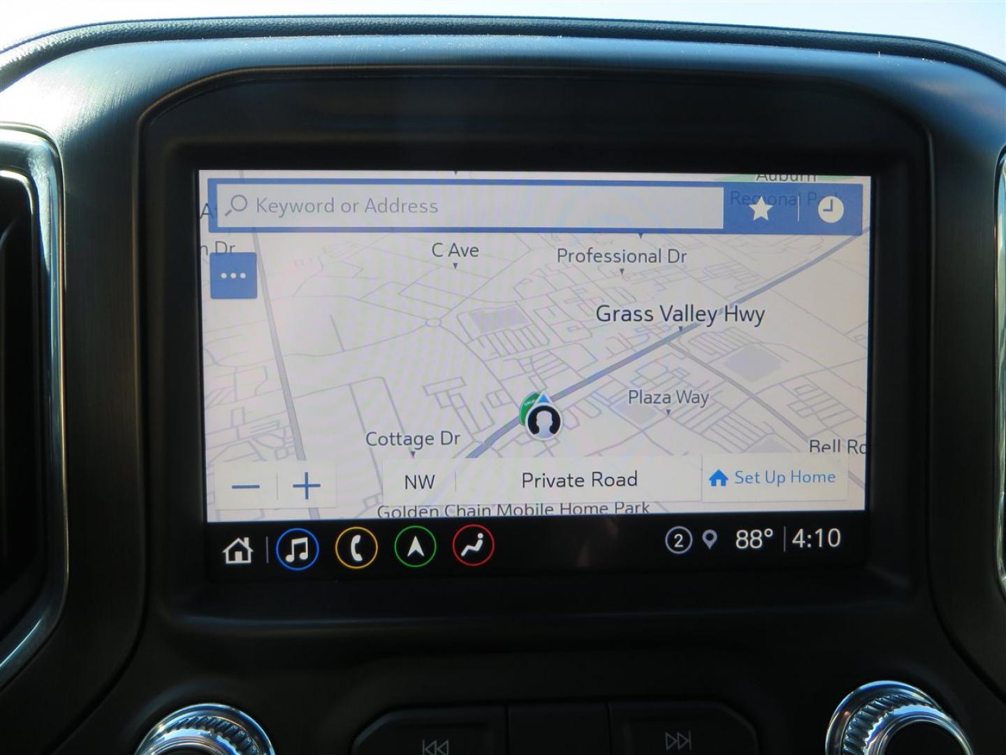 2021 BLACK /BLACK GMC Sierra 2500HD AT4 Crew Cab 4WD (1GT49PEY3MF) with an 6.6L V8 OHV 16 DIESEL engine, 6A transmission, located at 2630 Grass Valley Highway, Auburn, CA, 95603, (530) 508-5100, 38.937893, -121.095482 - Features a RC 7'' suspension system, 37'' Nitto Ridge Grappler tires, 22'' 4 Play wheels, Airlift helper bags with compressor, soft folding tonneau cover, and window tint. - Photo#33