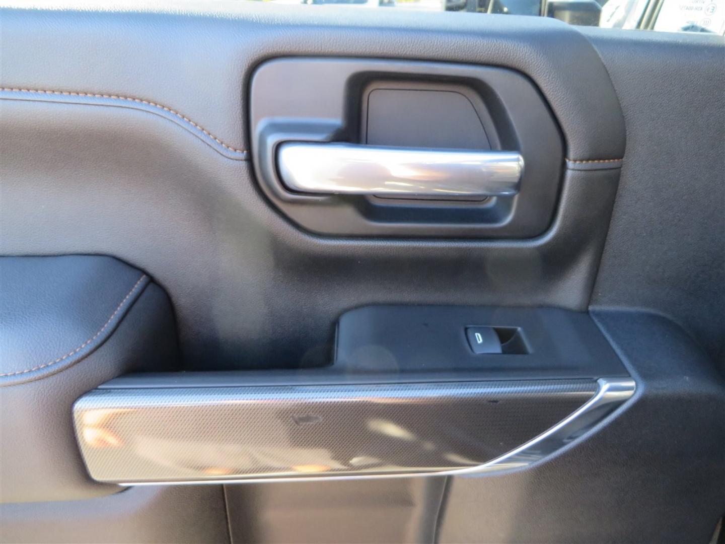 2021 BLACK /BLACK GMC Sierra 2500HD AT4 Crew Cab 4WD (1GT49PEY3MF) with an 6.6L V8 OHV 16 DIESEL engine, 6A transmission, located at 2630 Grass Valley Highway, Auburn, CA, 95603, (530) 508-5100, 38.937893, -121.095482 - Features a RC 7'' suspension system, 37'' Nitto Ridge Grappler tires, 22'' 4 Play wheels, Airlift helper bags with compressor, soft folding tonneau cover, and window tint. - Photo#48