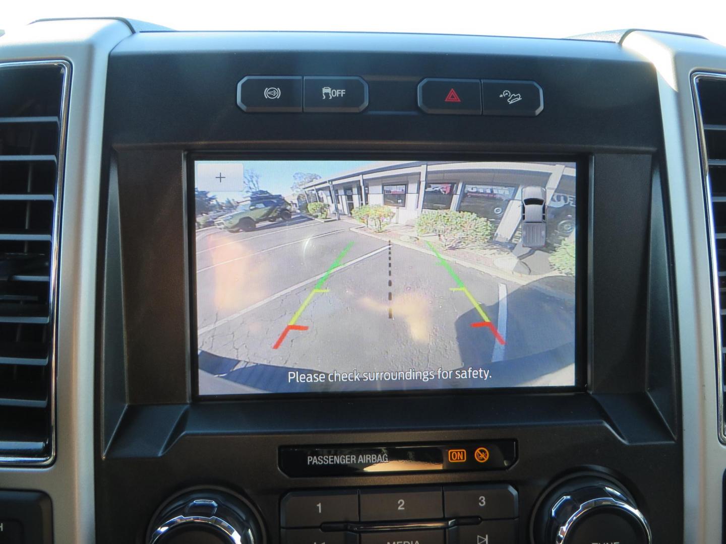 2021 White /BLACK Ford F-250 SD Lariat Crew Cab 4WD (1FT7W2BTXME) with an 6.7L V8 OHV 16V DIESEL engine, 6A transmission, located at 2630 Grass Valley Highway, Auburn, CA, 95603, (530) 508-5100, 38.937893, -121.095482 - Features a BDS level kit with Fox 2.0 shocks, 35" Toyo Open Country RT trail tires, 18" KMC IMS wheels, Weathertech Bug deflector and floor liners. - Photo#29